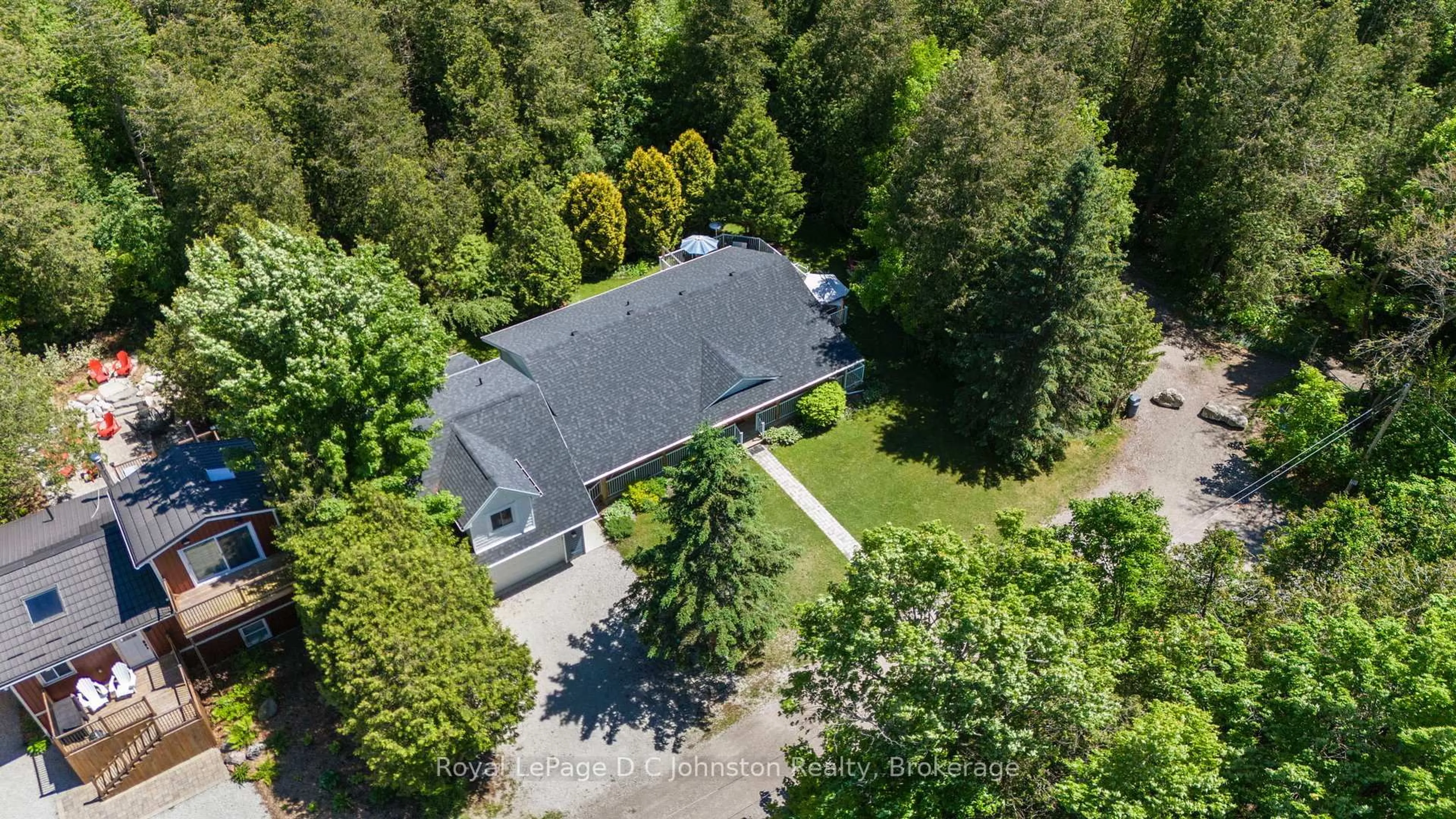 A pic from outside/outdoor area/front of a property/back of a property/a pic from drone, street for 10 Mitchell Lane, Saugeen Shores Ontario N0H 2C1