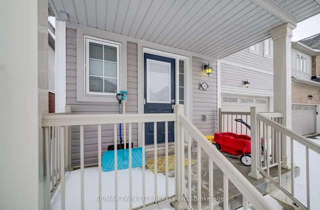 38 SINDEN Rd, Brantford 4