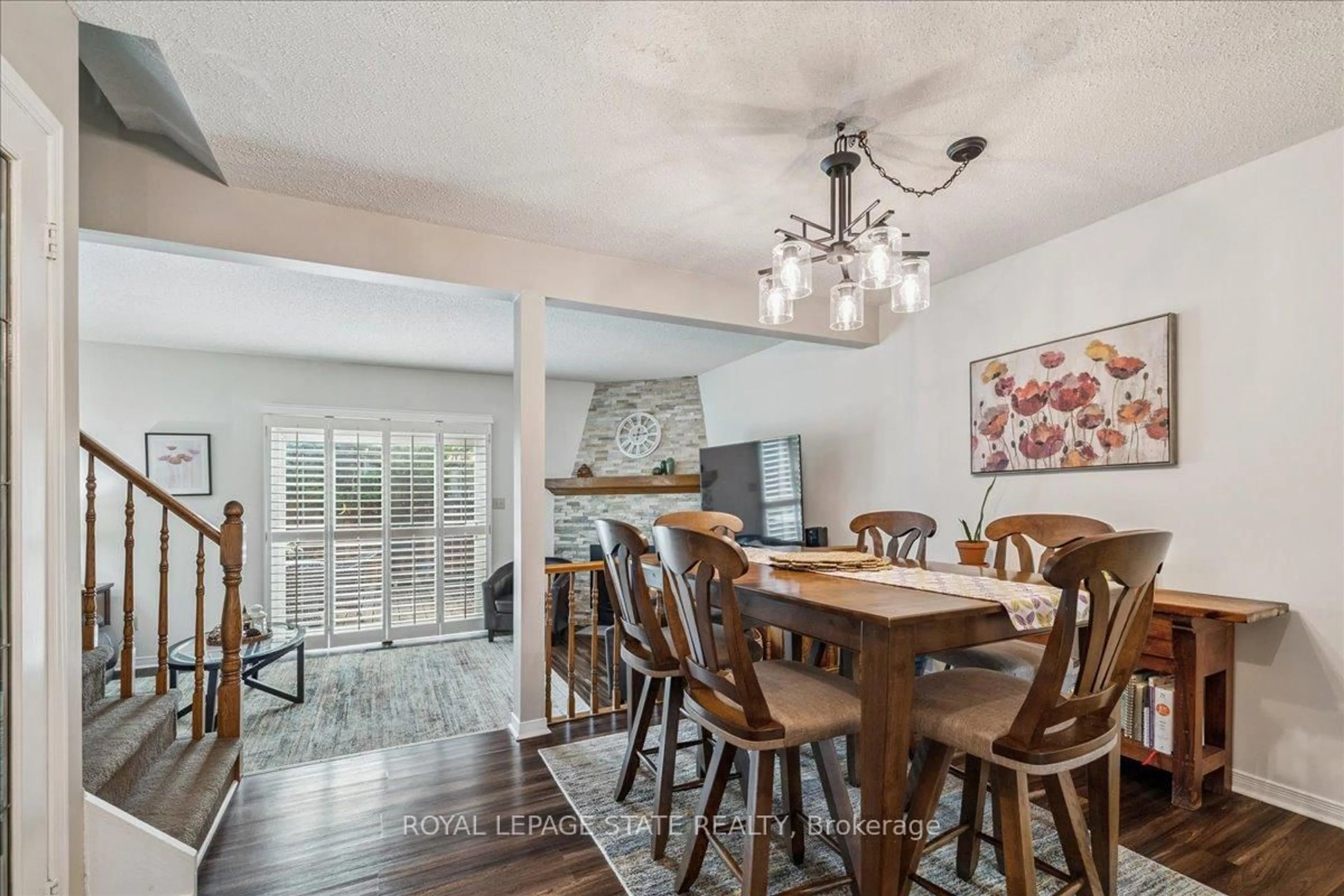 Dining room, unknown for 15 Ellington Ave #5, Hamilton Ontario L8E 4P3