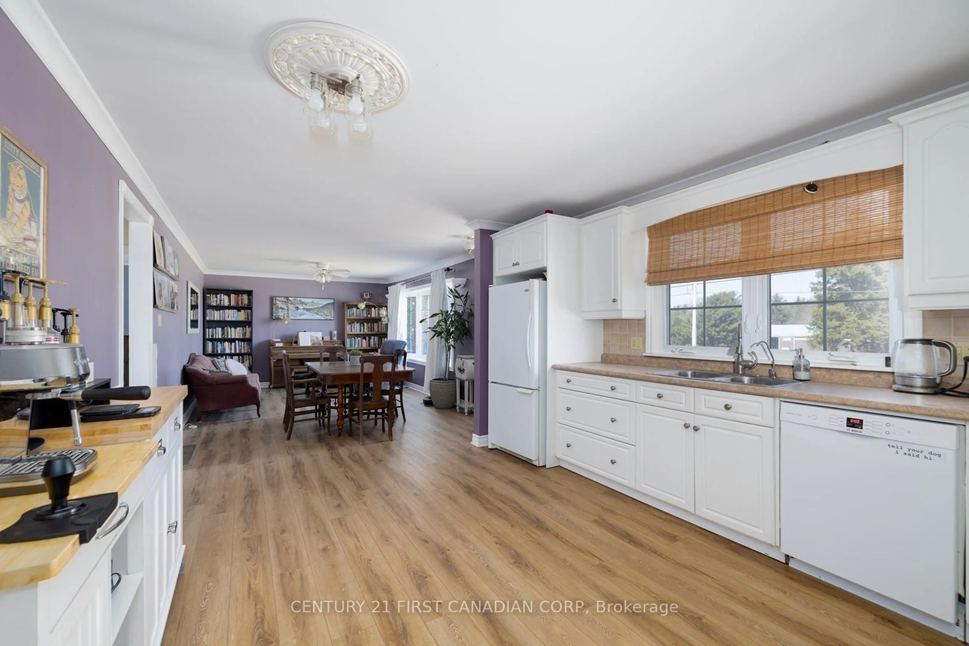 Open concept kitchen, unknown for 43409 Sparta Line, Central Elgin Ontario N5P 3S8