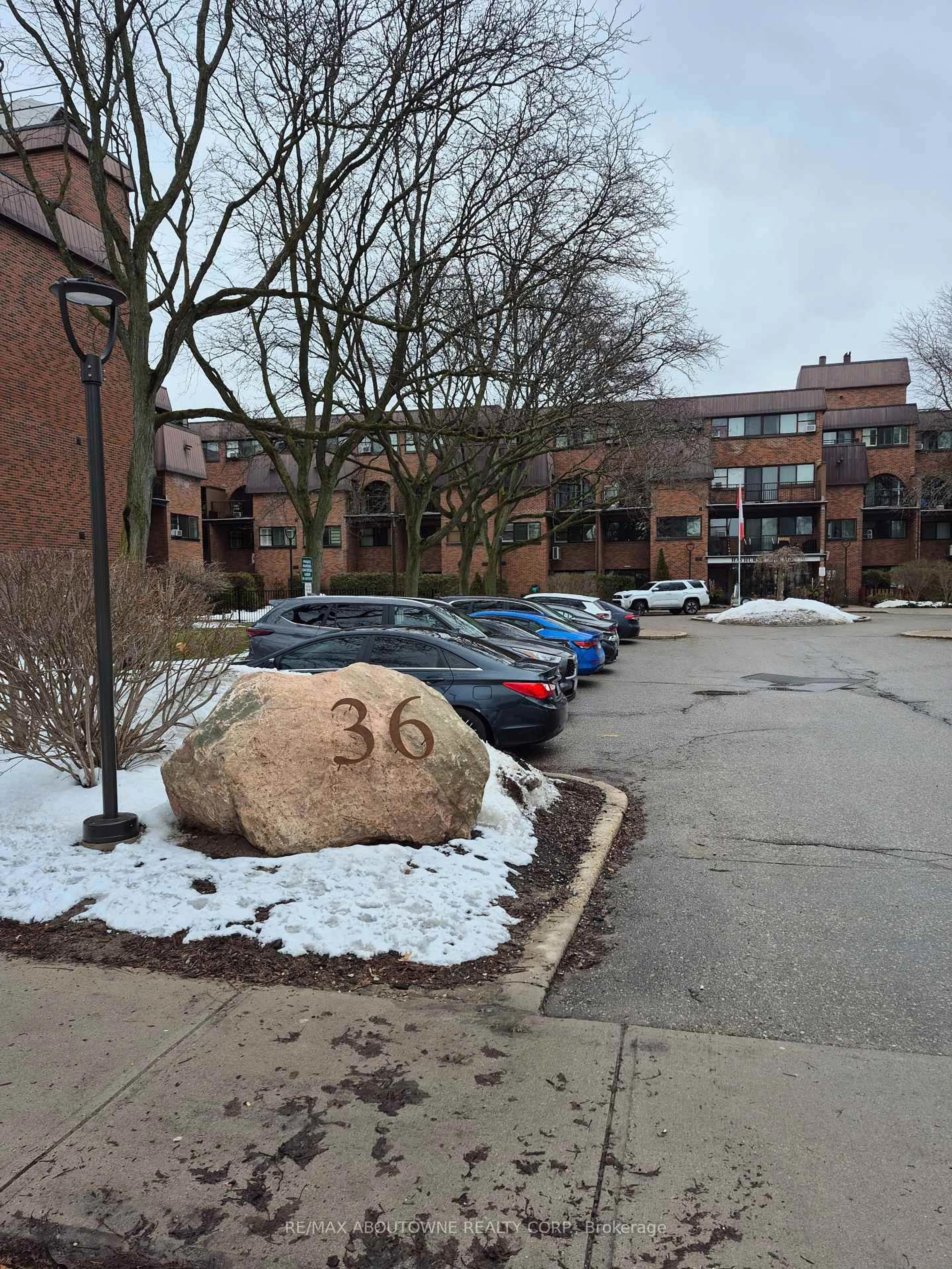 Parking for 36 Hayhurst Rd #334, Brantford Ontario N3R 6Y9