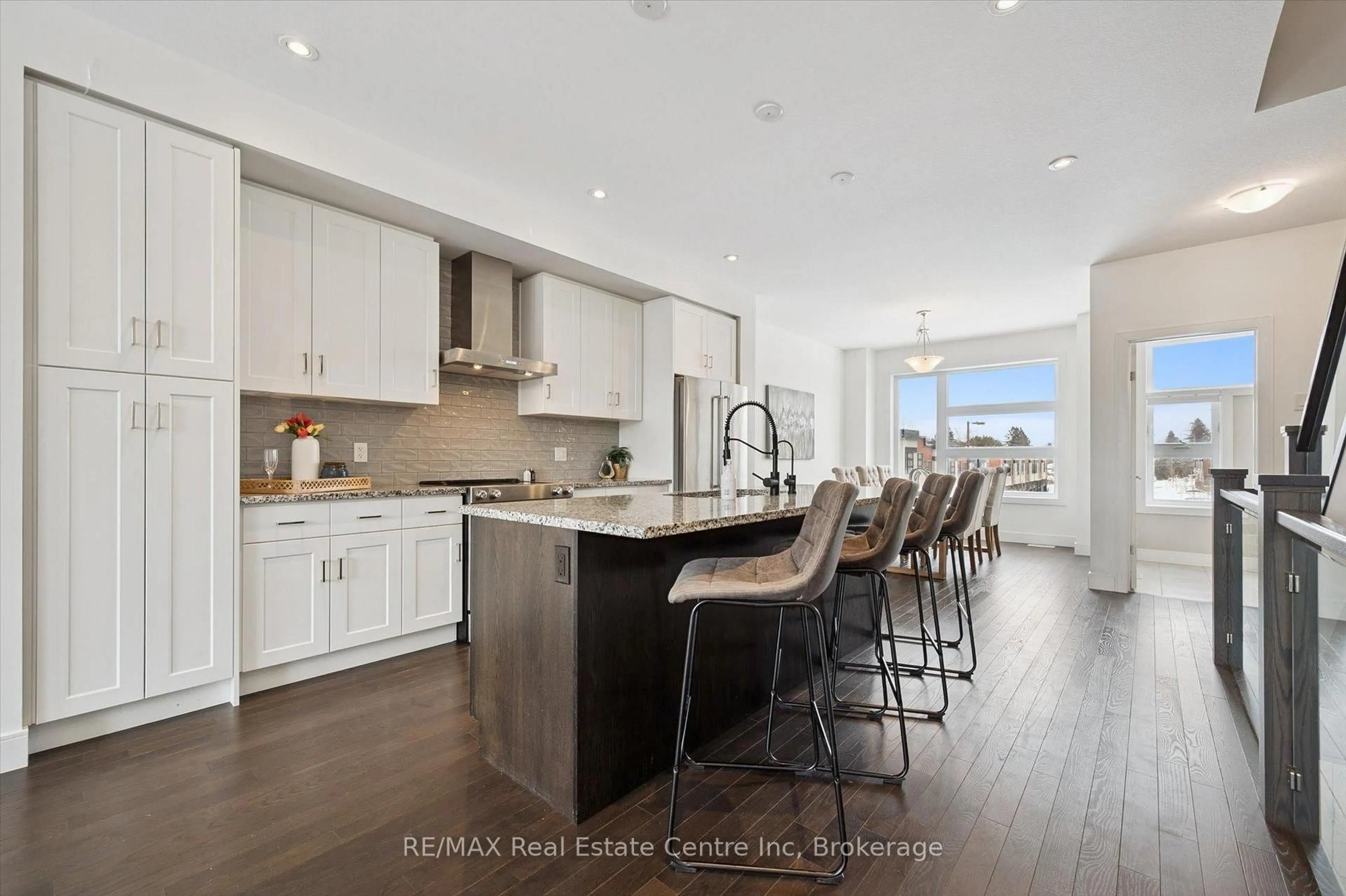 Open concept kitchen, unknown for 60 Arkell Rd #71, Guelph Ontario N1L 0N8