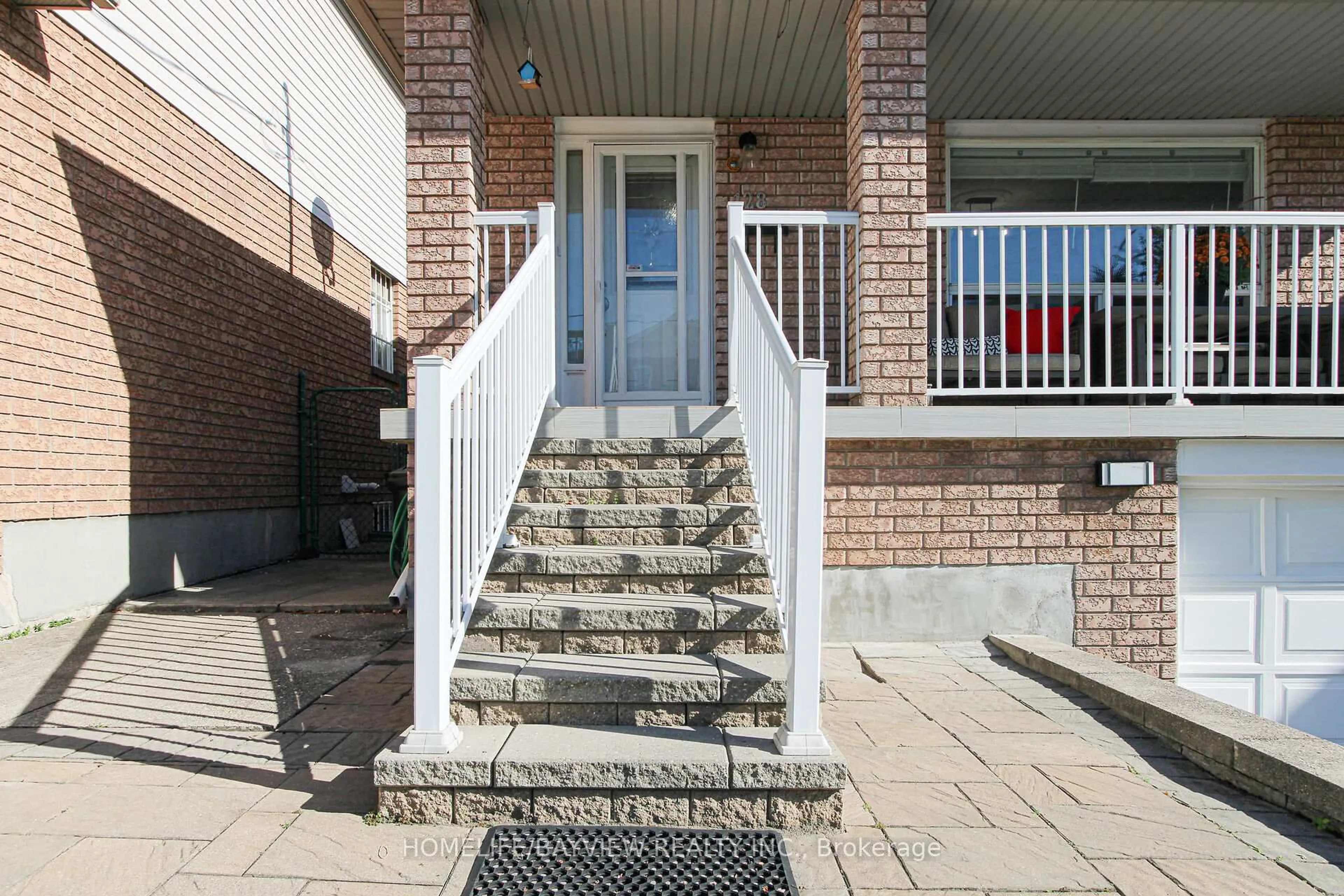 Unknown for 128 Cathcart St, Hamilton Ontario L8L 5A2