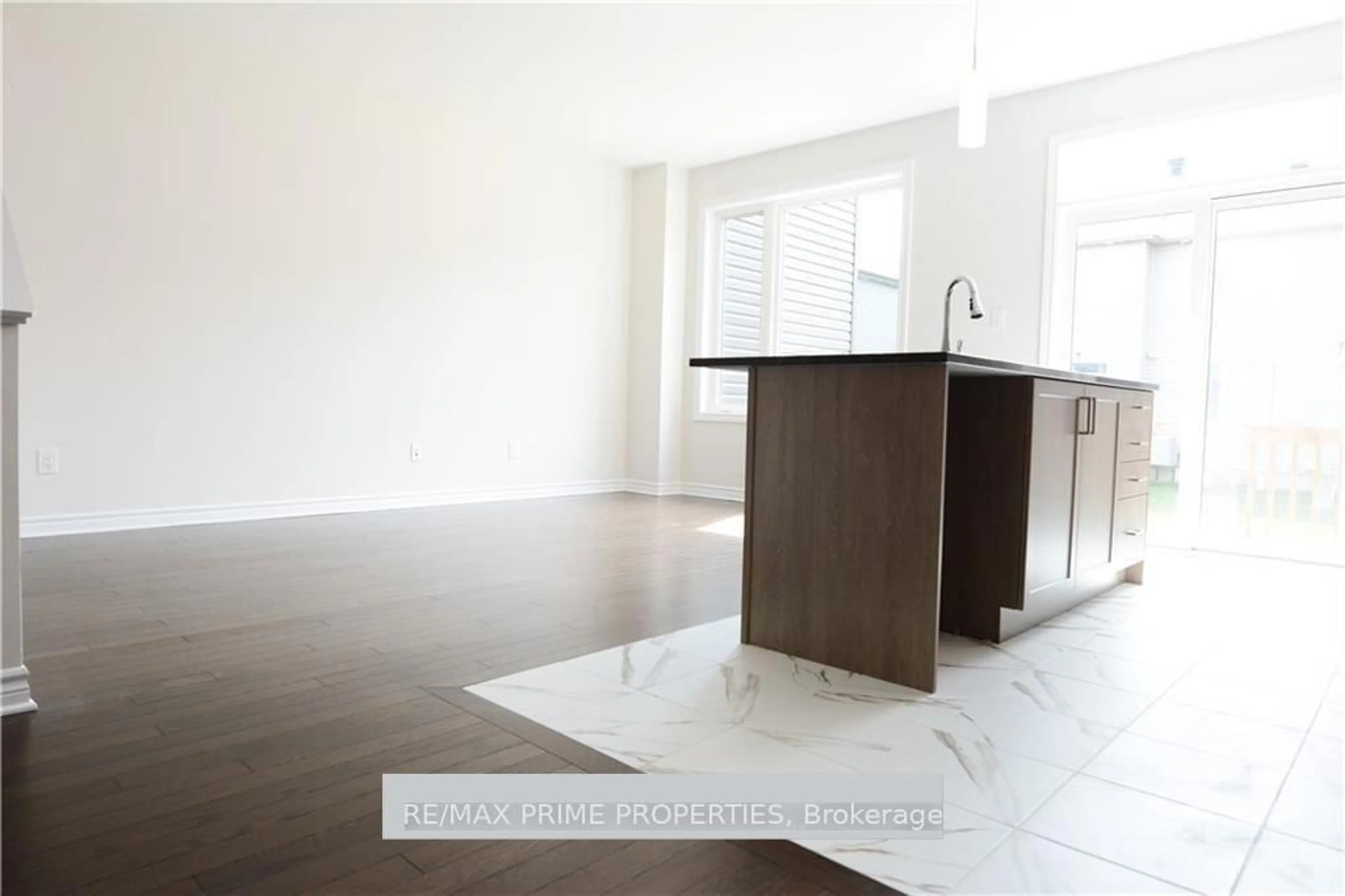 Unknown for 637 FISHER St, North Grenville Ontario K0G 1J0