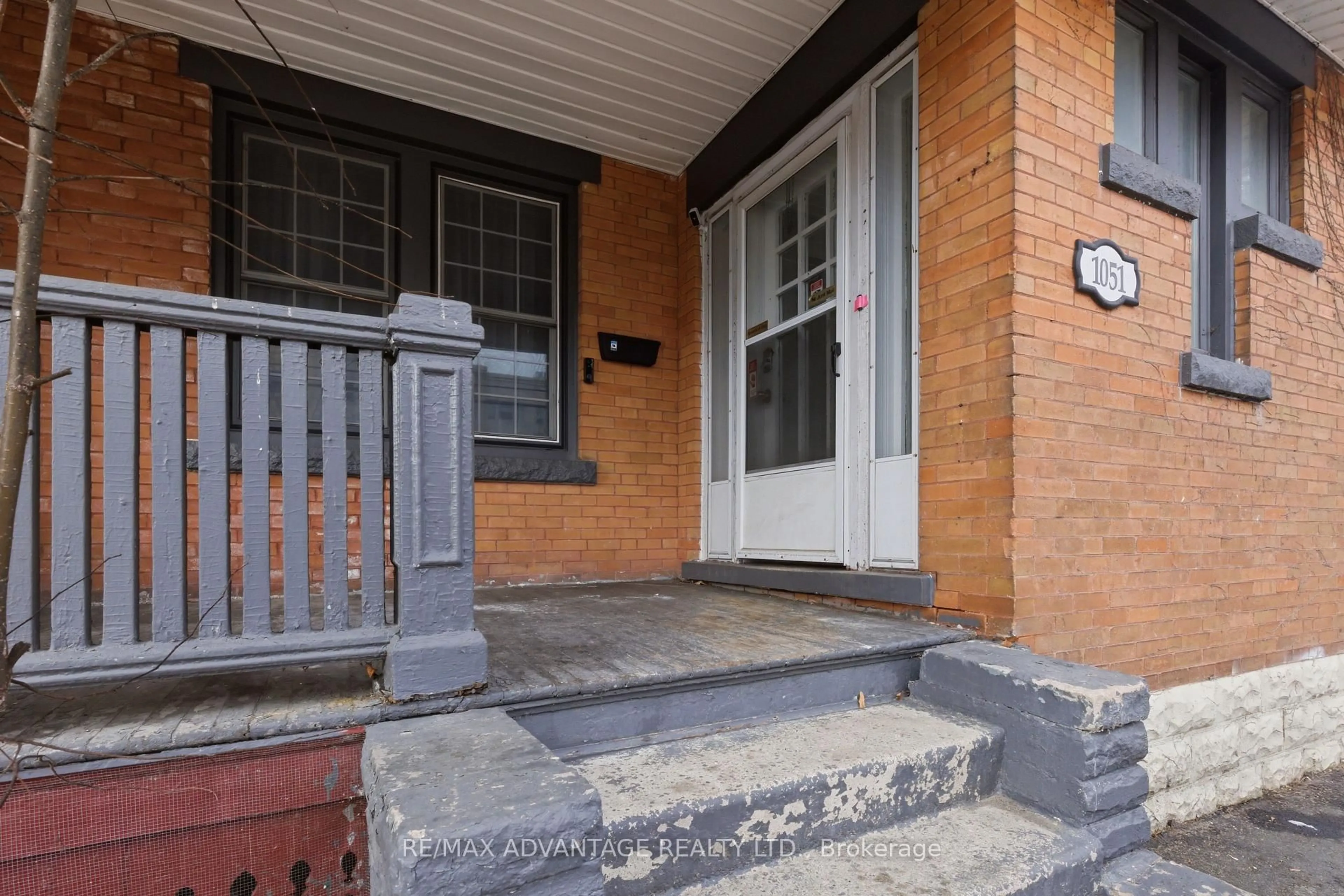 Unknown for 1051 Richmond St, London East Ontario N6A 3J7