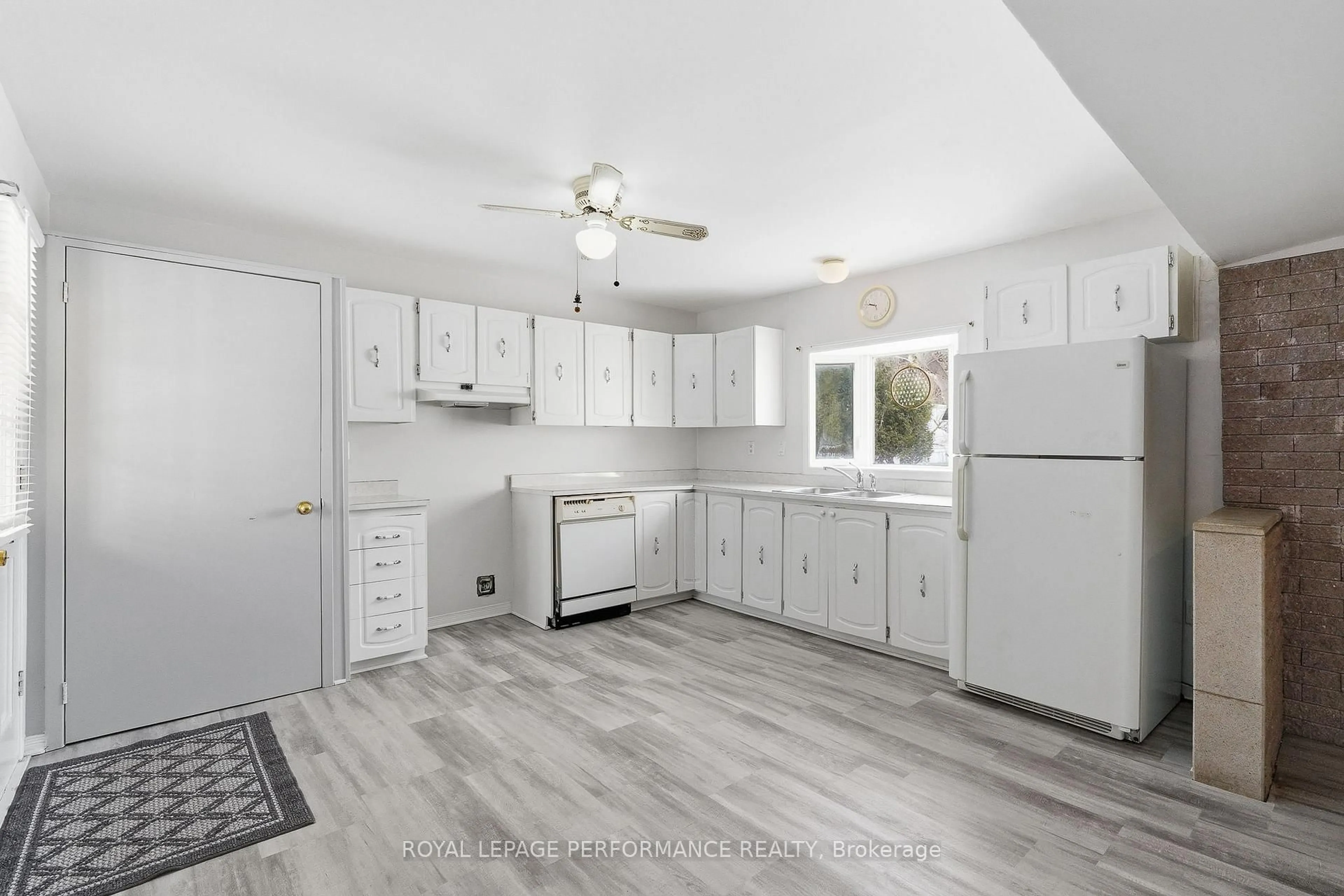 Unknown for 428 Edwards St, Clarence-Rockland Ontario K4K 1L6