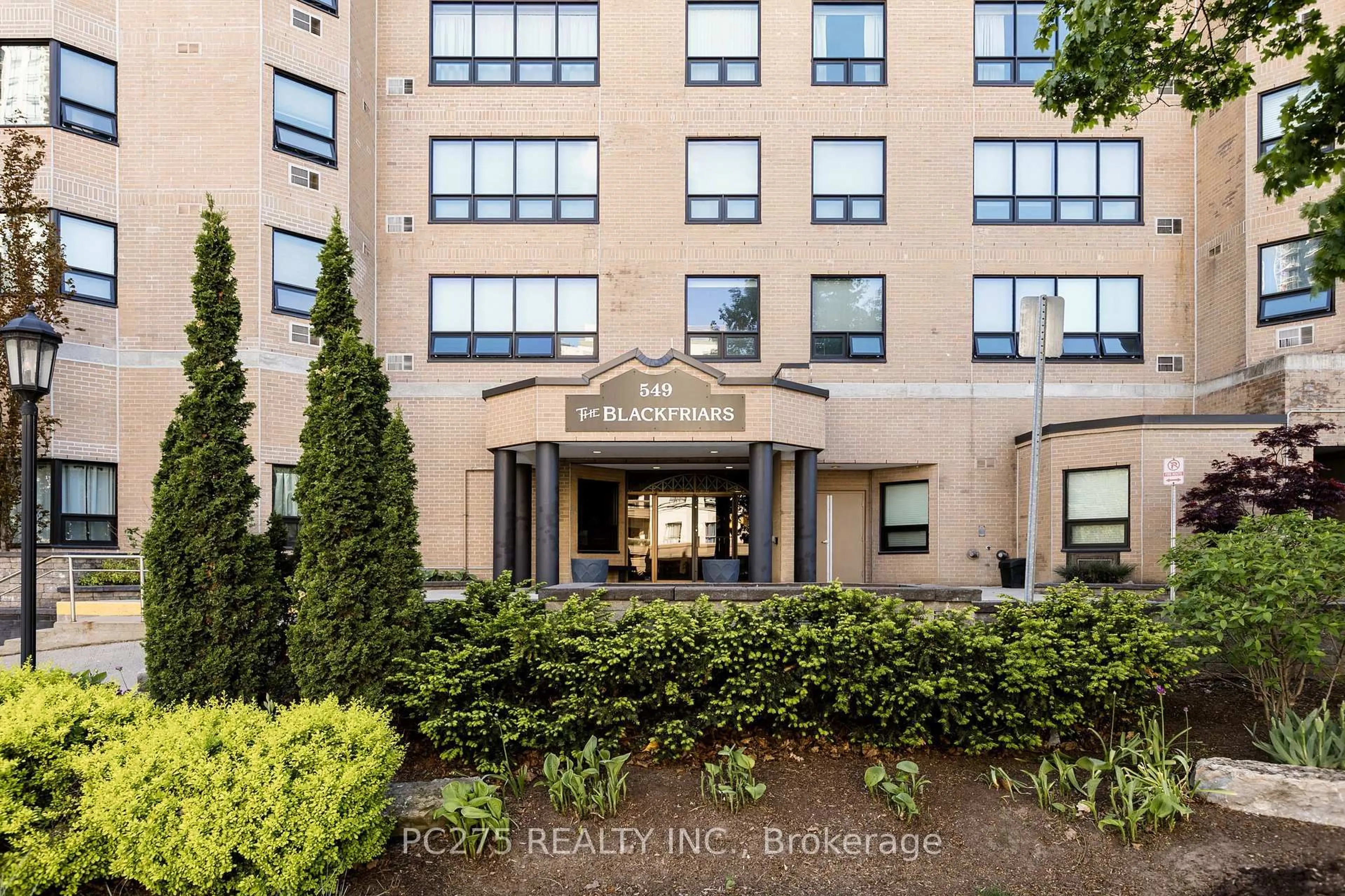 Unknown for 549 Ridout St #407, London East Ontario N6A 5N5