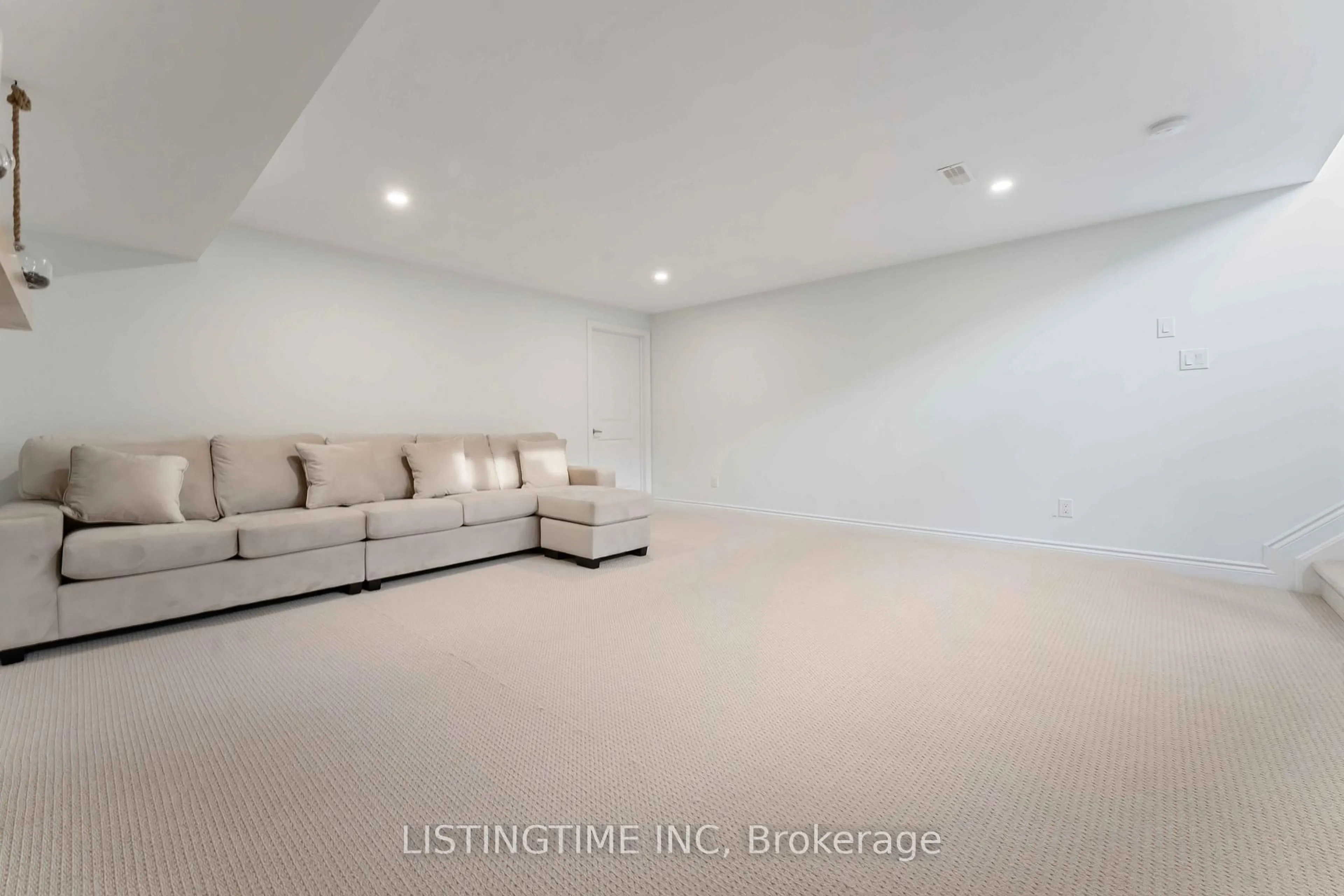 A pic of a room for 704 Brian Good Ave, Ottawa Ontario K4M 0C1