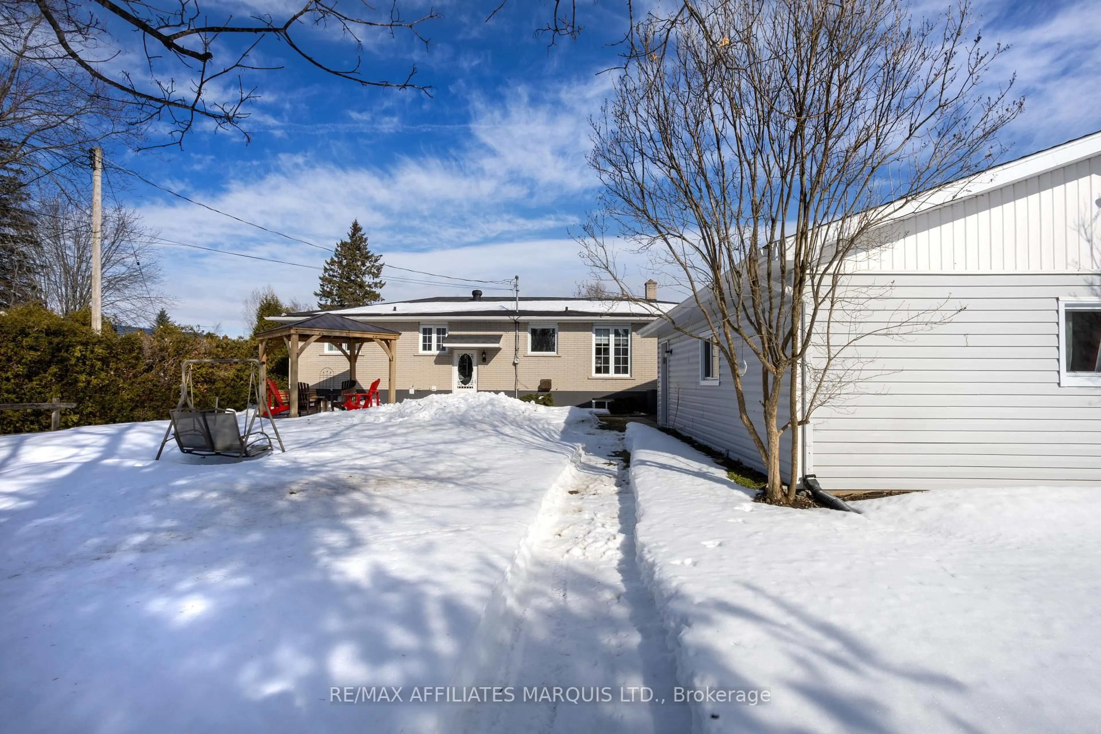 A pic from outside/outdoor area/front of a property/back of a property/a pic from drone, street for 22 Pine St, South Stormont Ontario K0C 1M0