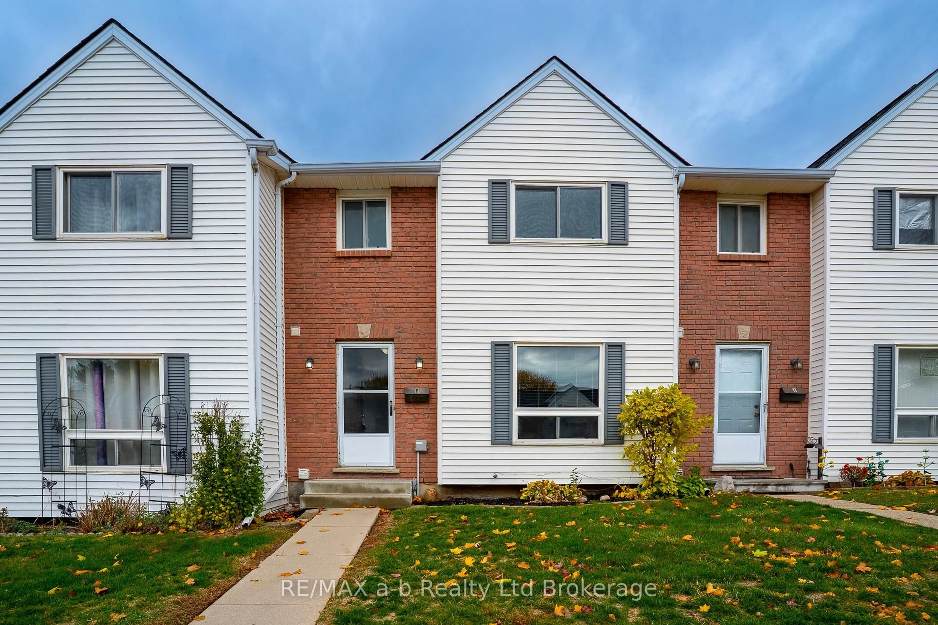 Home with brick exterior material, street for 380 Quarter Town Line #6, Tillsonburg Ontario N4G 5L5