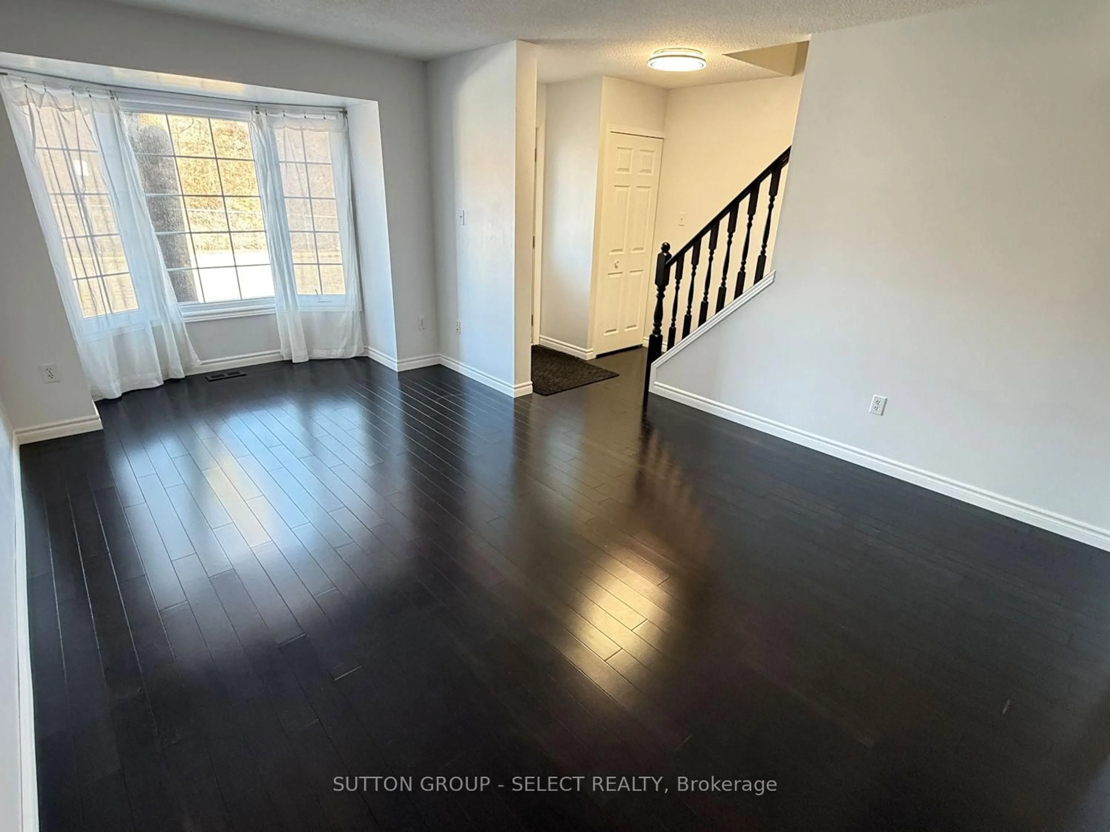 A pic of a room for 50 Chapman Crt #48, London North Ontario N6G 5E1