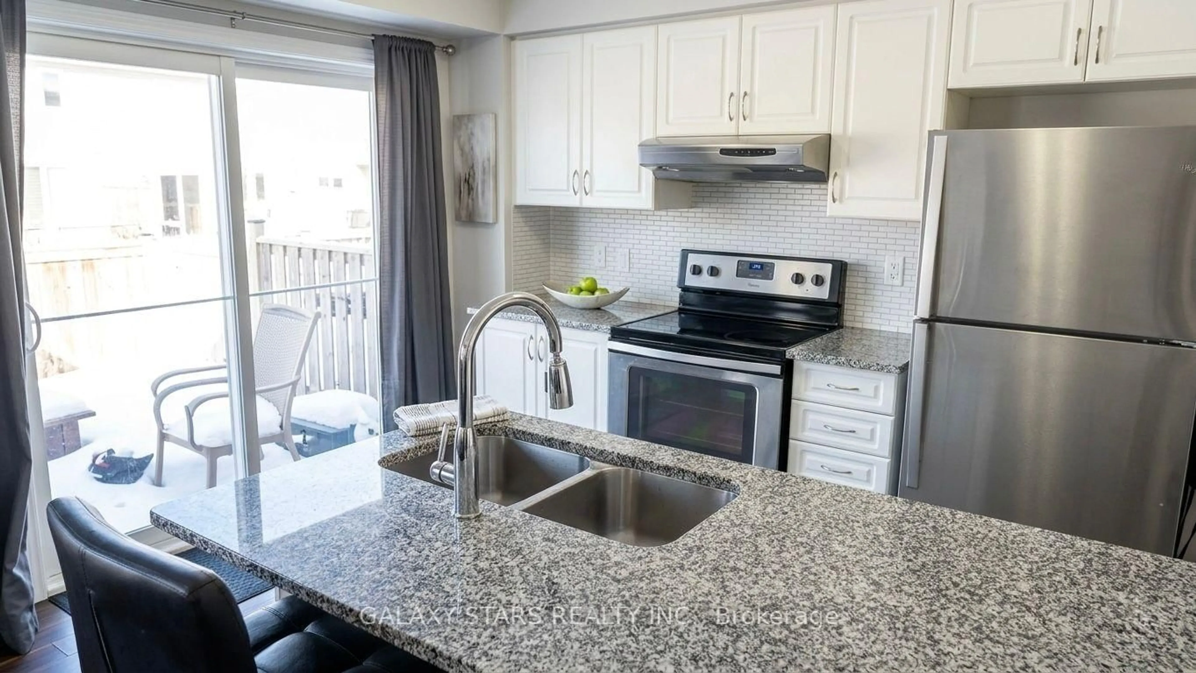 Standard kitchen, unknown for 253 Infusion Private, Ottawa Ontario K2J 0H9