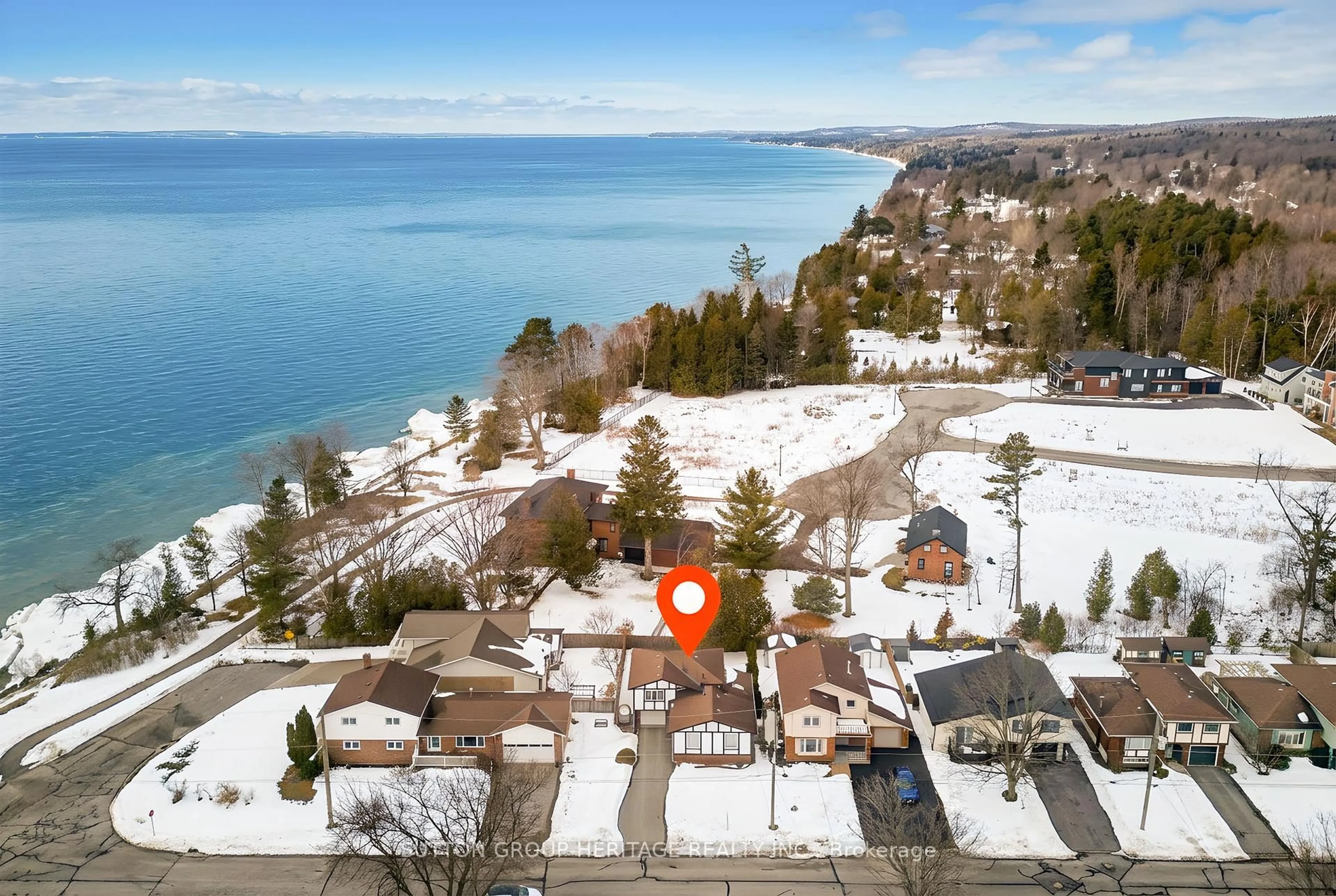 A pic from outside/outdoor area/front of a property/back of a property/a pic from drone, water/lake/river/ocean view for 165 Maher St, Cobourg Ontario K9A 4S9