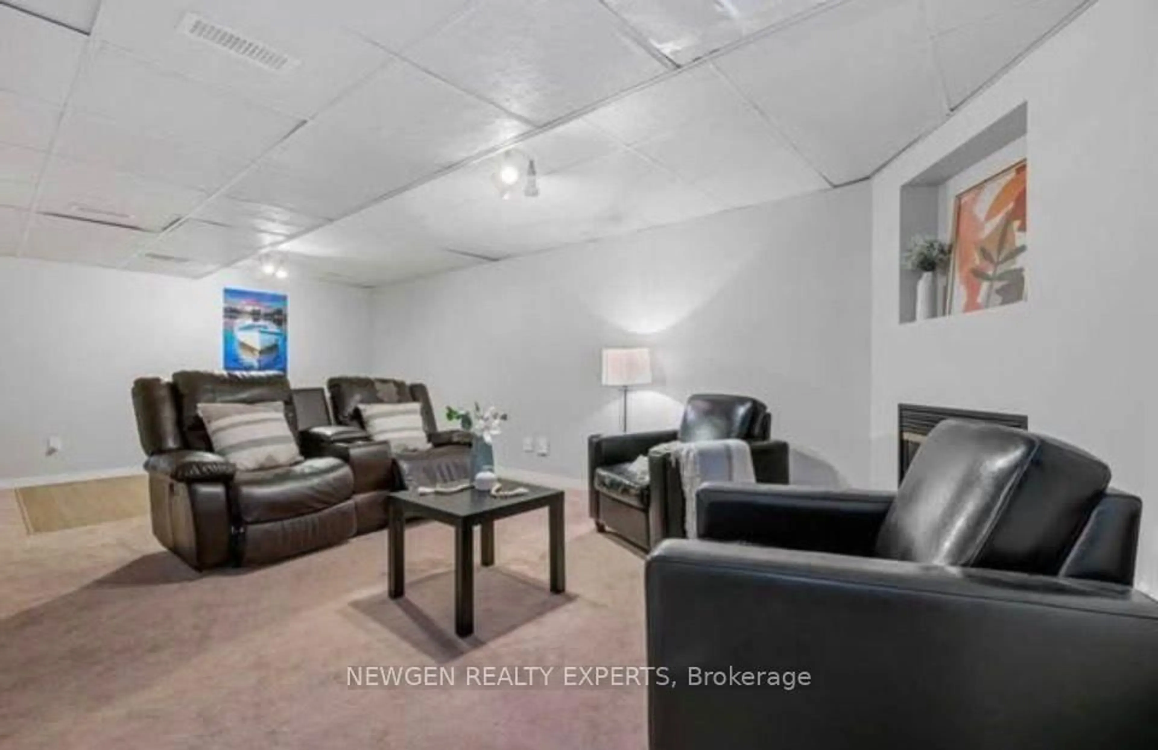 Living room with furniture, unknown for 35 Gram Ave, Welland Ontario L3C 1H5