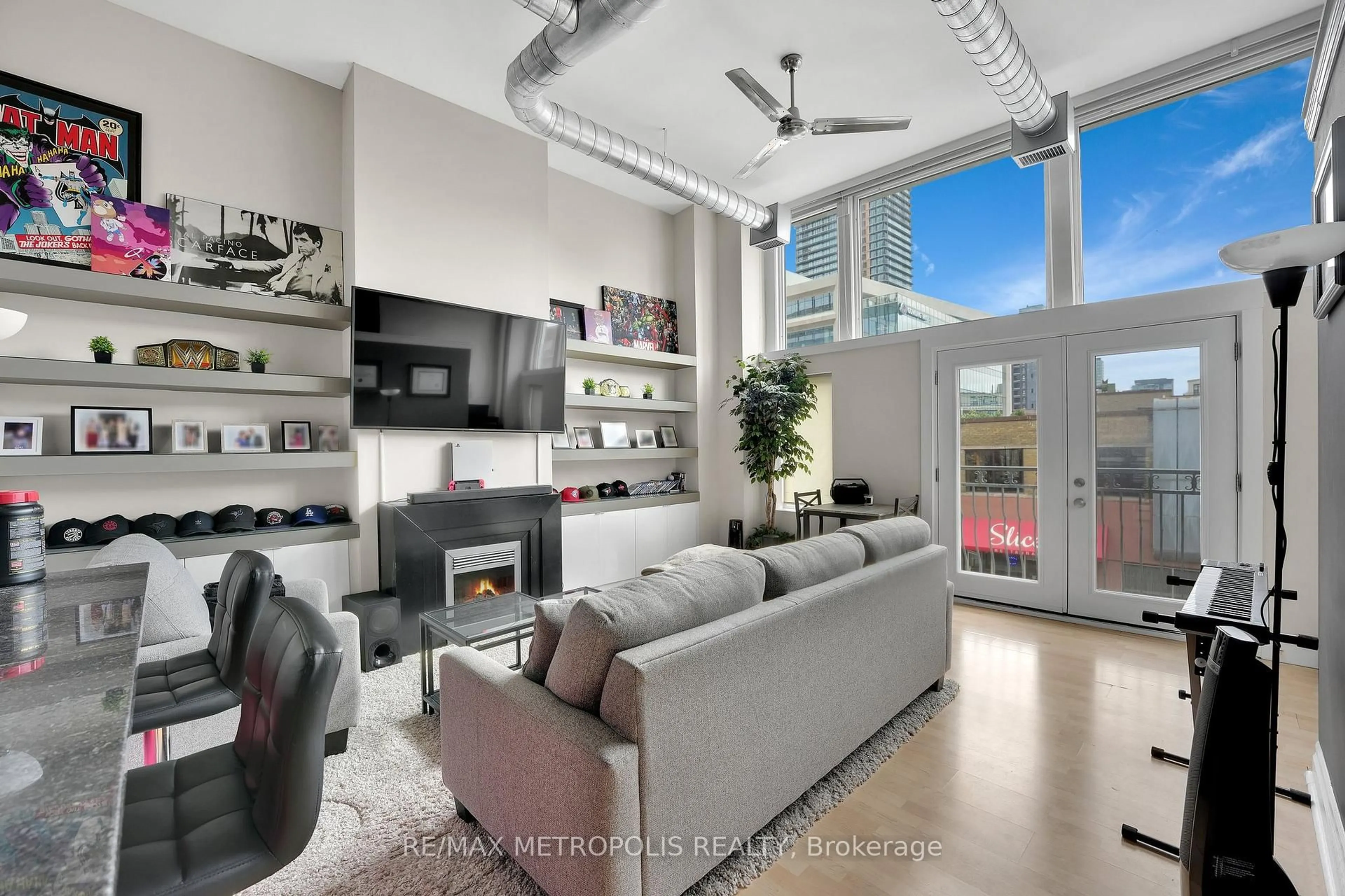 Living room with furniture, unknown for 276 King St #207, Kitchener Ontario N2G 1B6