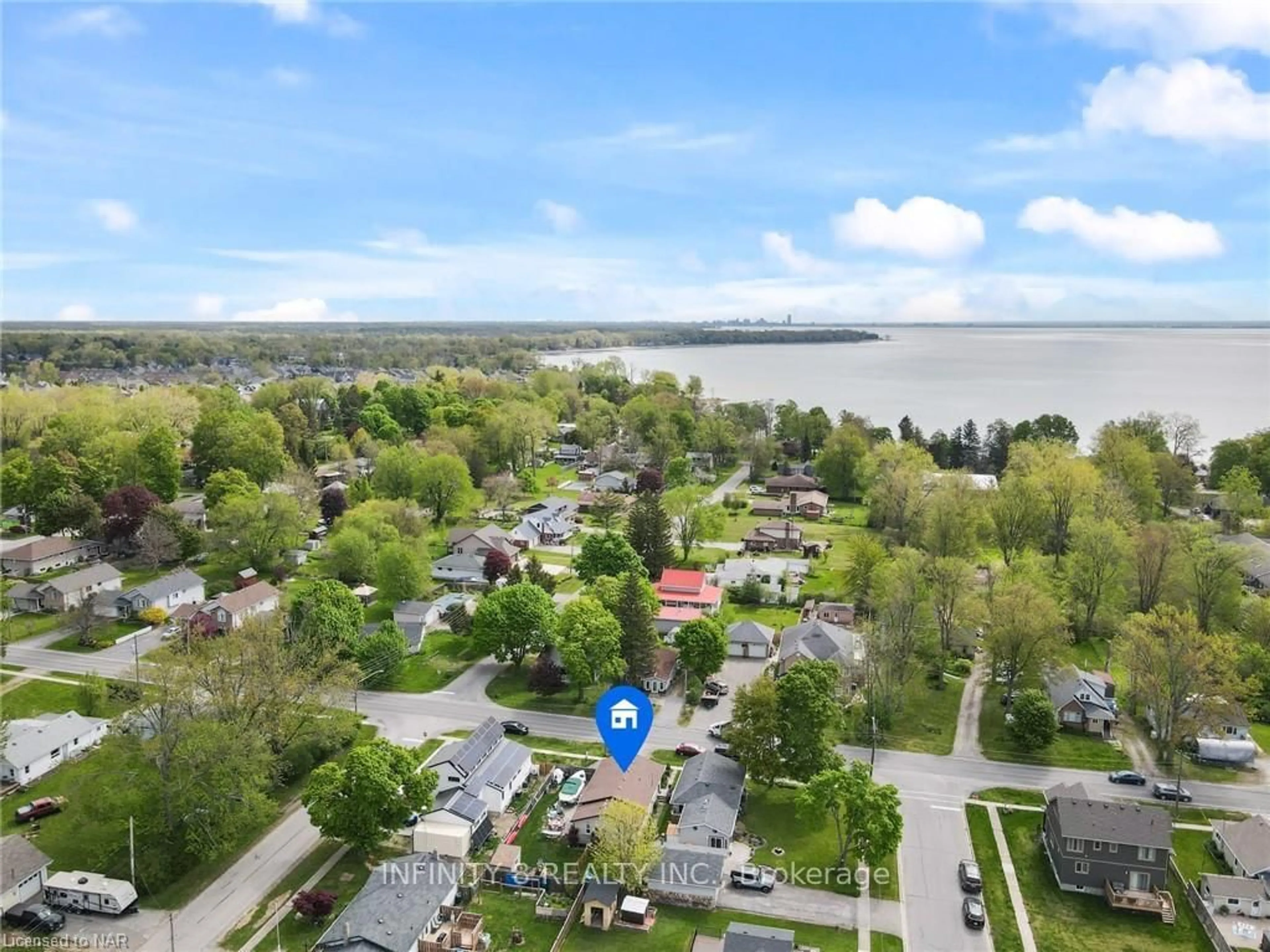 A pic from outside/outdoor area/front of a property/back of a property/a pic from drone, water/lake/river/ocean view for 257 Ridge Road S Rd, Fort Erie Ontario L0S 1B0