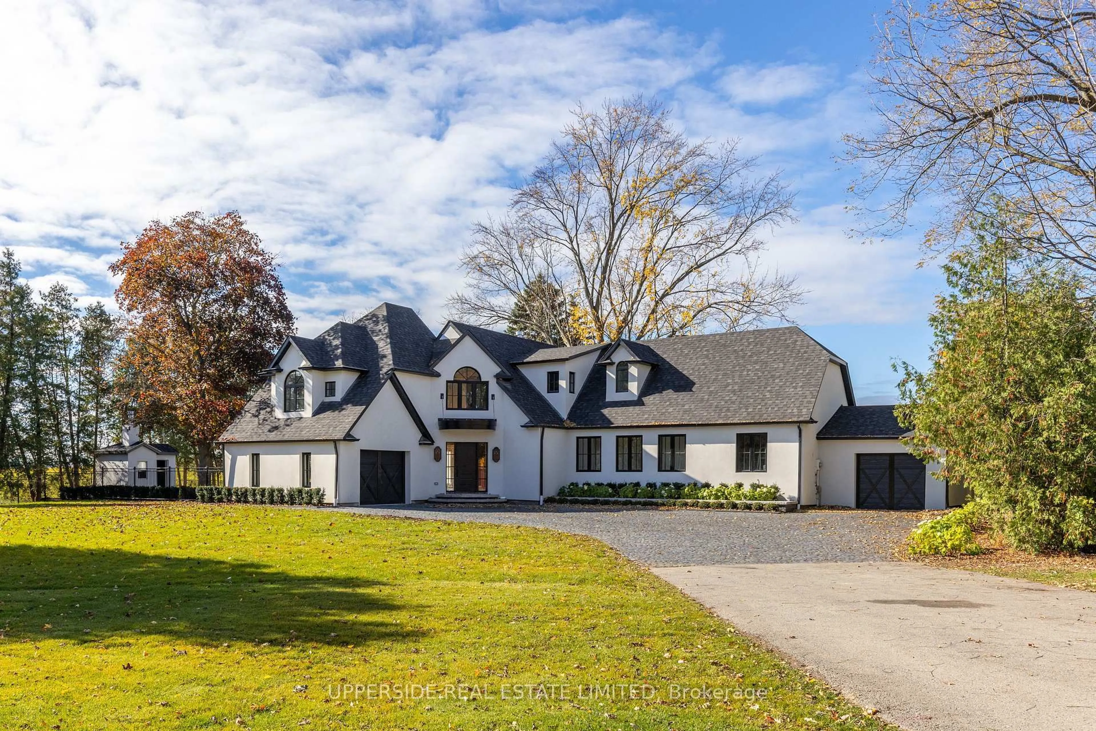 Unknown for 15886 Niagara  River Pkwy, Niagara-on-the-Lake Ontario L0S 1J0