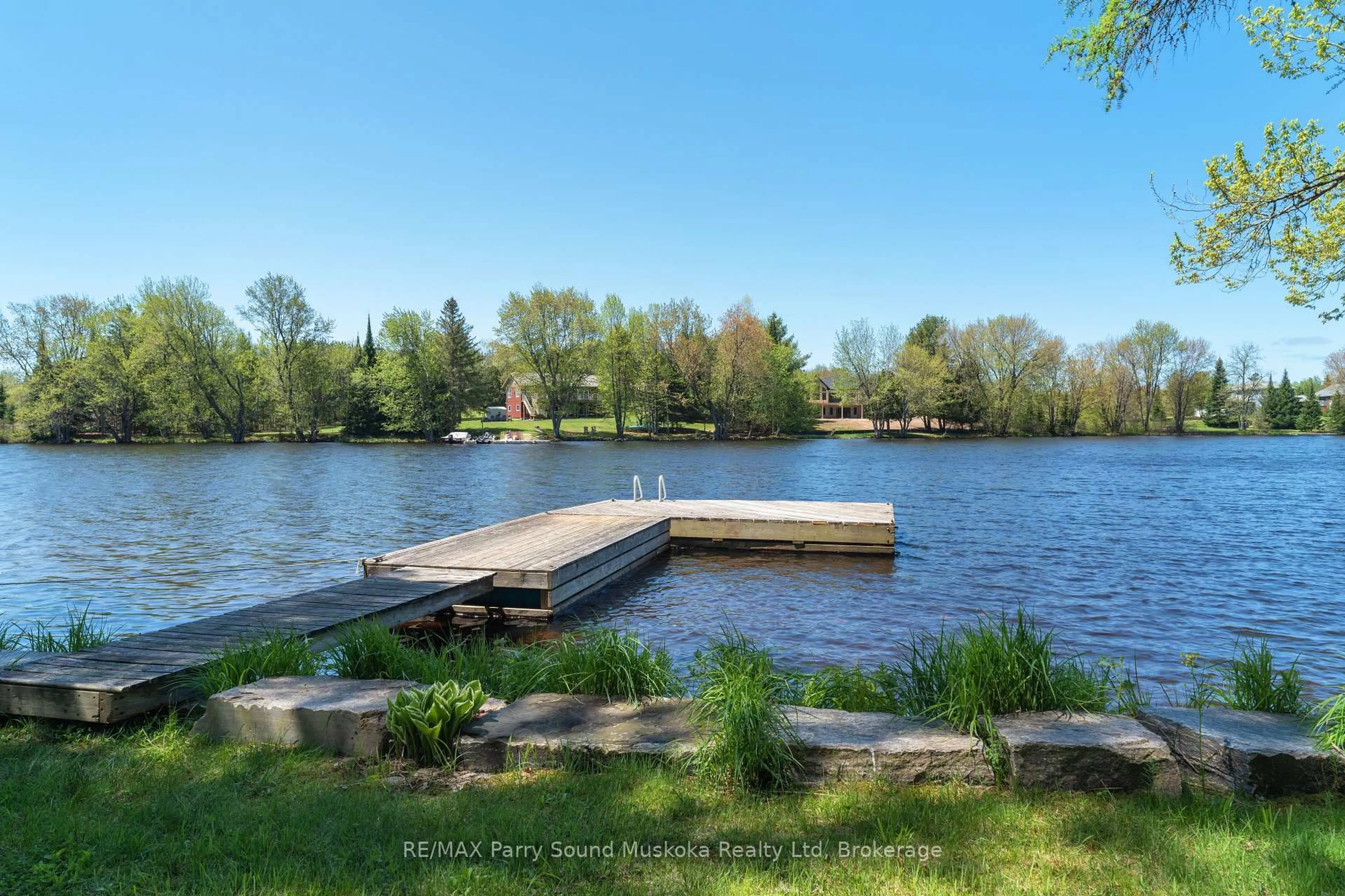 Patio, water/lake/river/ocean view for 587 Centre Rd, McKellar Ontario P2A 0B4