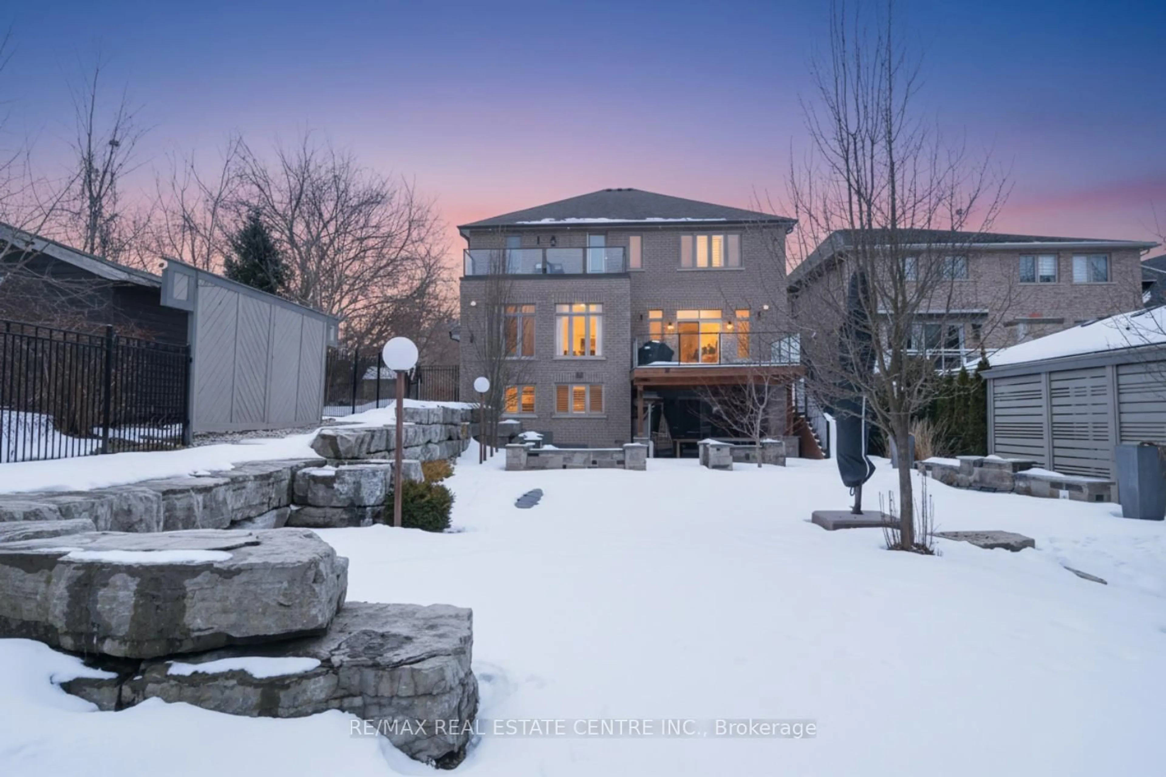 Unknown for 211 Tollgate Dr, Hamilton Ontario L9G 5C8