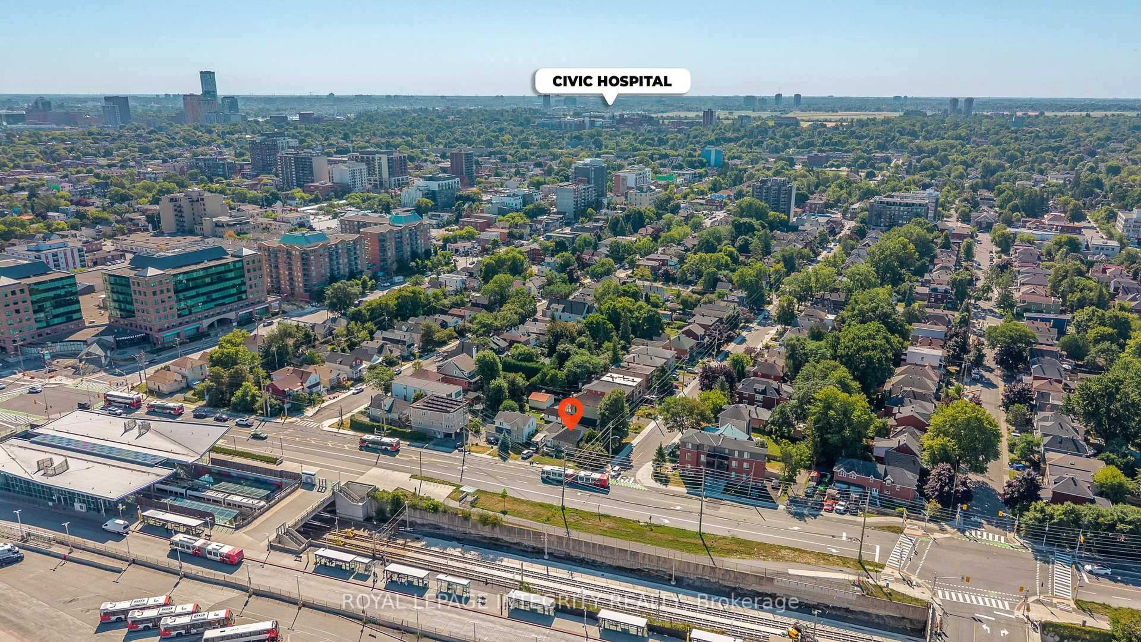 A pic from outside/outdoor area/front of a property/back of a property/a pic from drone, city buildings view from balcony for 1 Caroline Ave, Ottawa Ontario K1Y 0S8