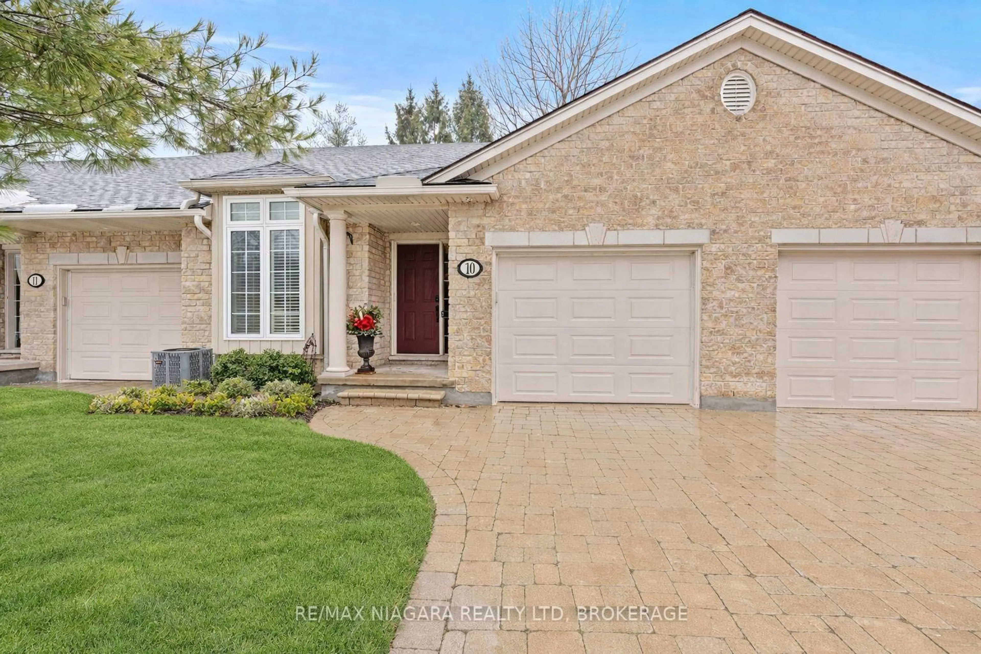 Home with brick exterior material, street for 3241 MONTROSE Rd #10, Niagara Falls Ontario L2H 3L3