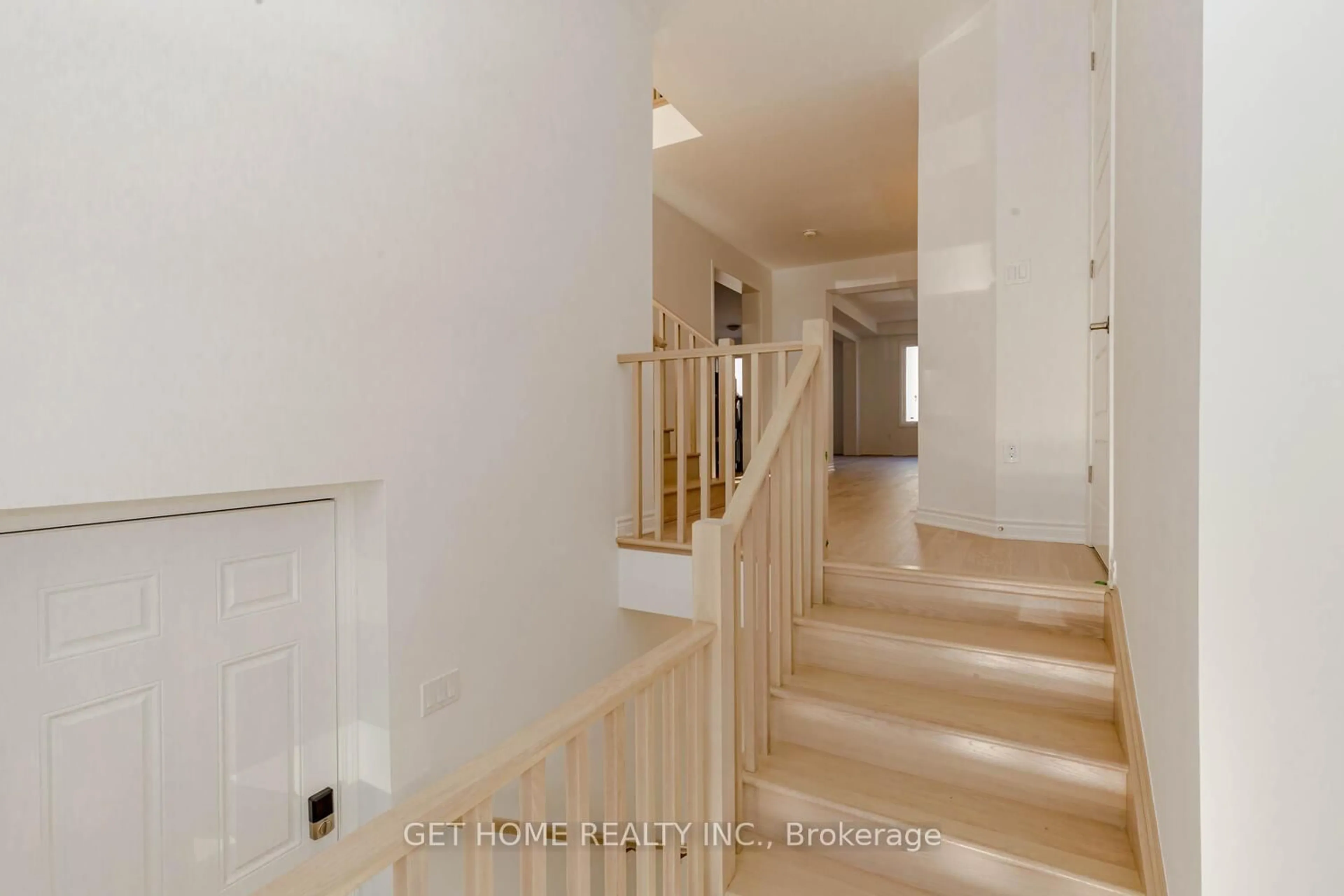 Unknown for 75 Milt Schmidt St, Kitchener Ontario N2R 0T2