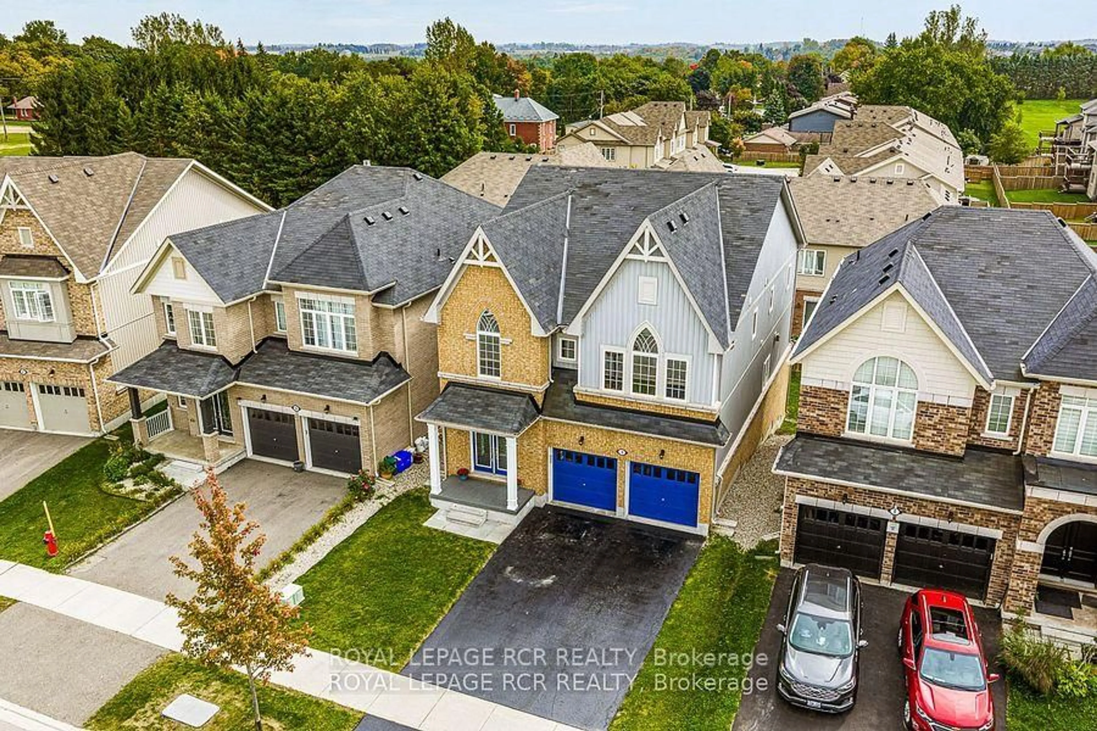 A pic from outside/outdoor area/front of a property/back of a property/a pic from drone, street for 3 Jenkins St, East Luther Grand Valley Ontario L9W 7R2