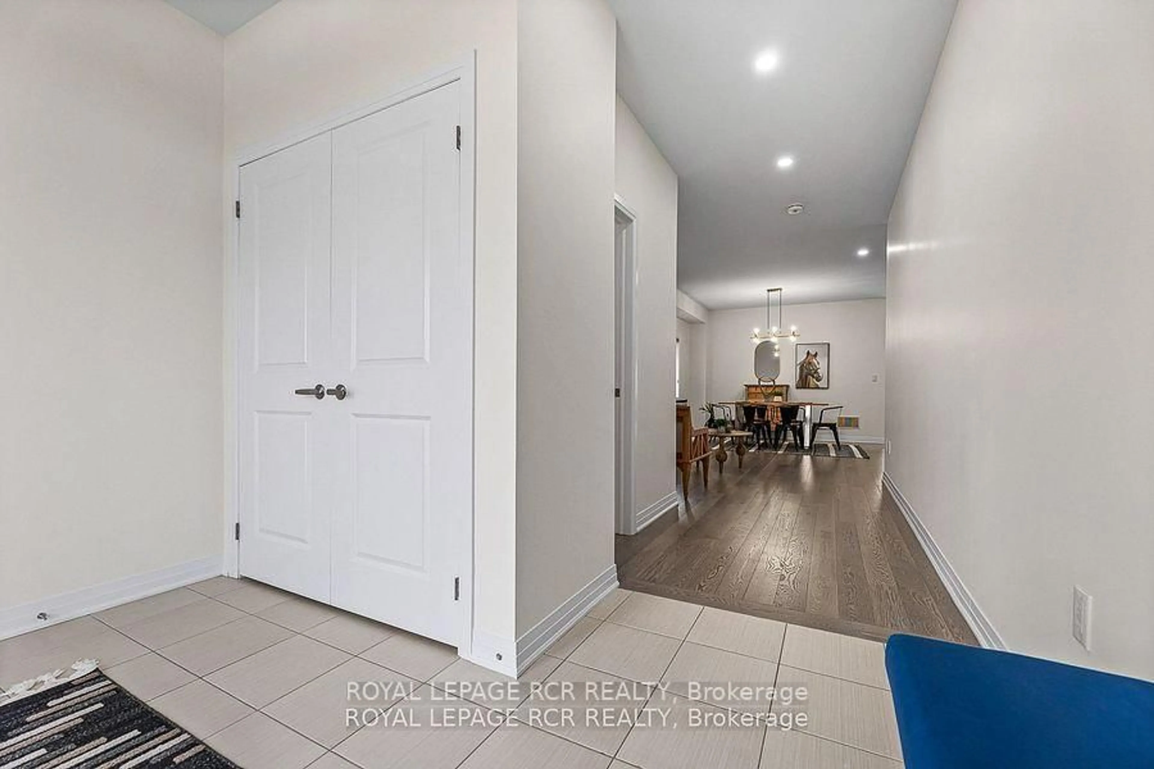 Indoor entryway for 3 Jenkins St, East Luther Grand Valley Ontario L9W 7R2