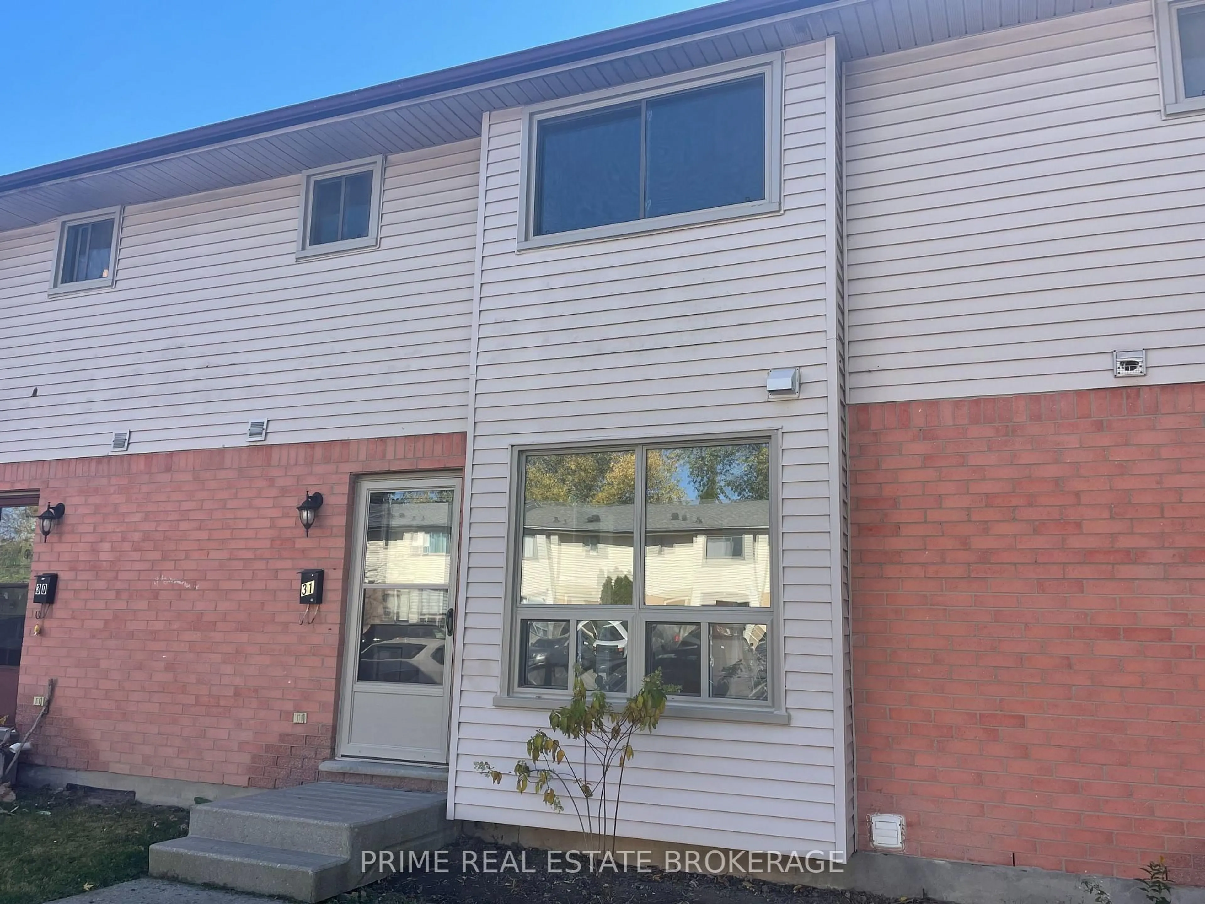 Unknown for 135 BELMONT Dr #31, London South Ontario N6J 4J3