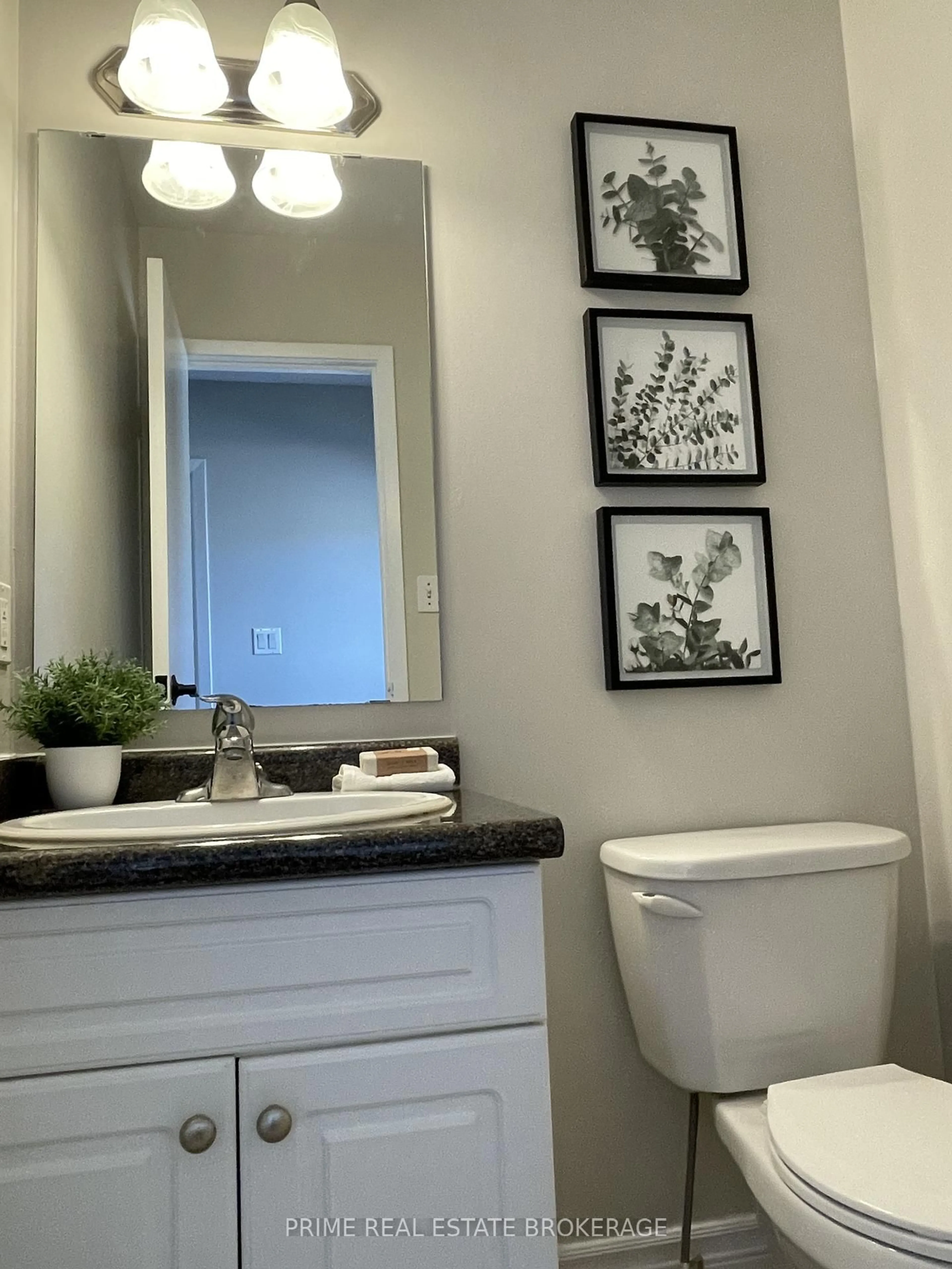 Contemporary bathroom, ceramic/tile floor for 35 Waterman Ave #58, London South Ontario N6C 5T8