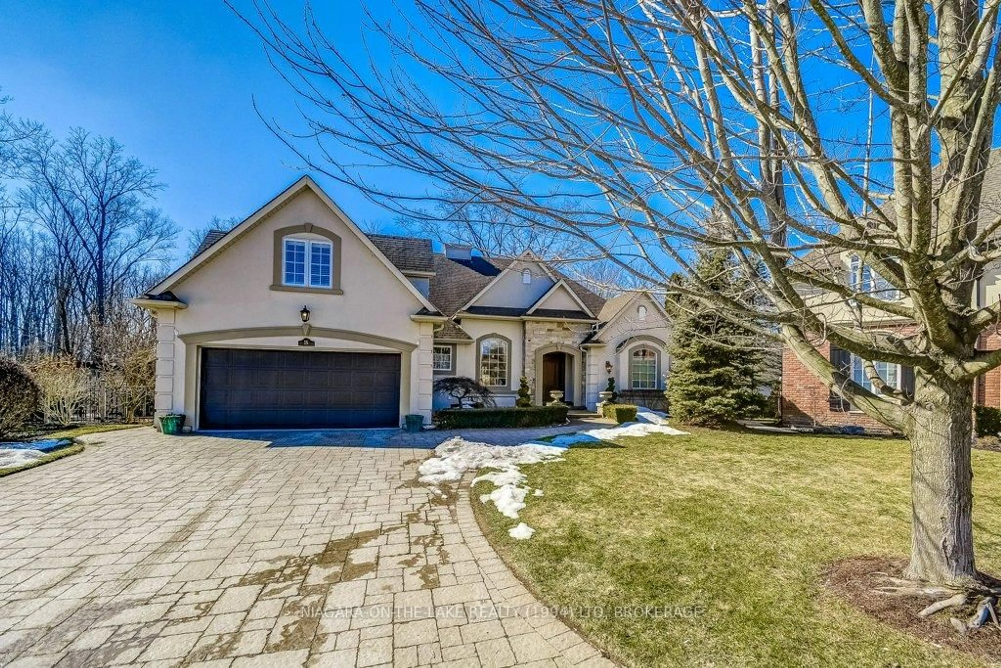 Home with brick exterior material, street for 15 Bay Berry Lane, Niagara-on-the-Lake Ontario L0S 1J0