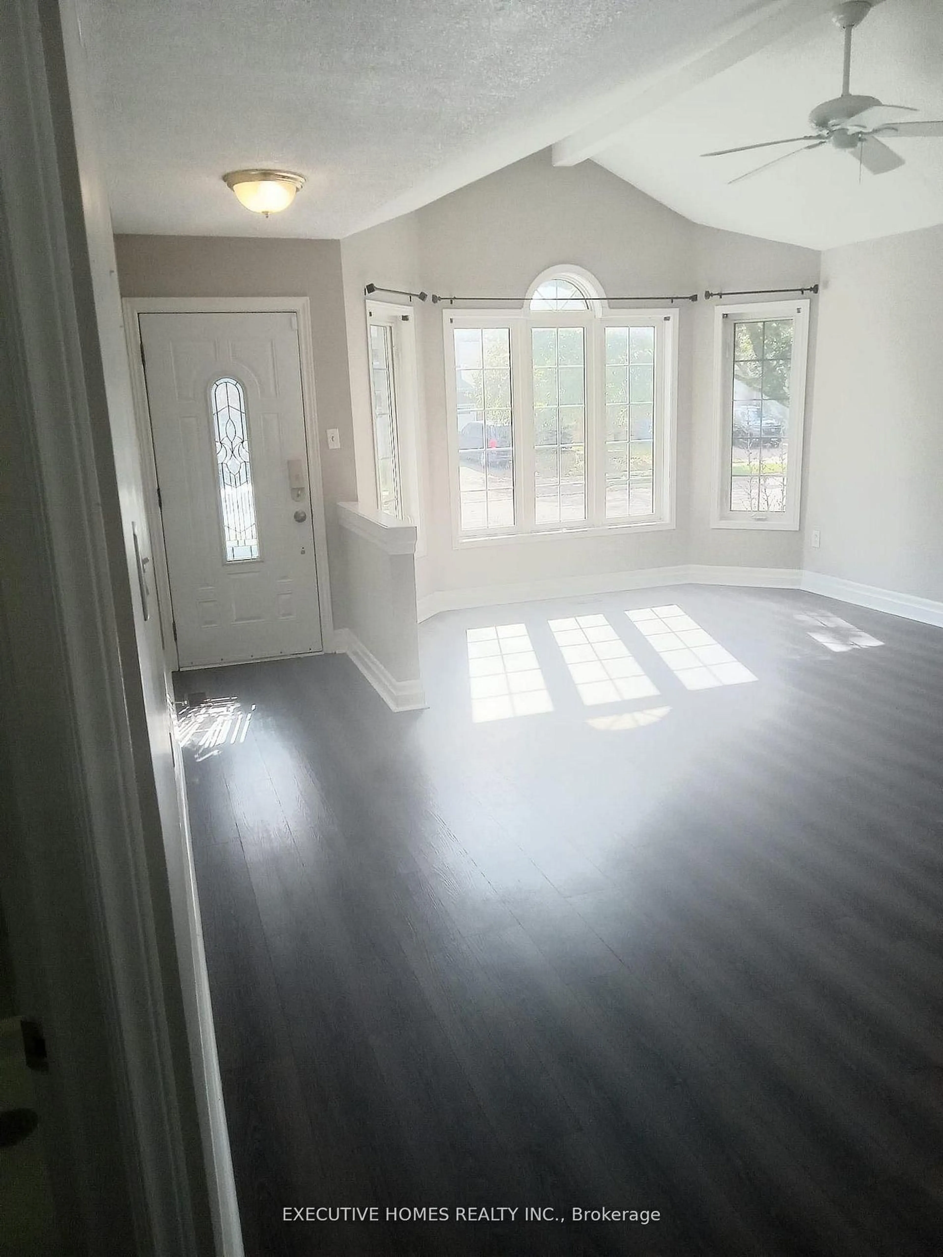 Indoor entryway for 125 Municipal St, Guelph Ontario N1G 4R1