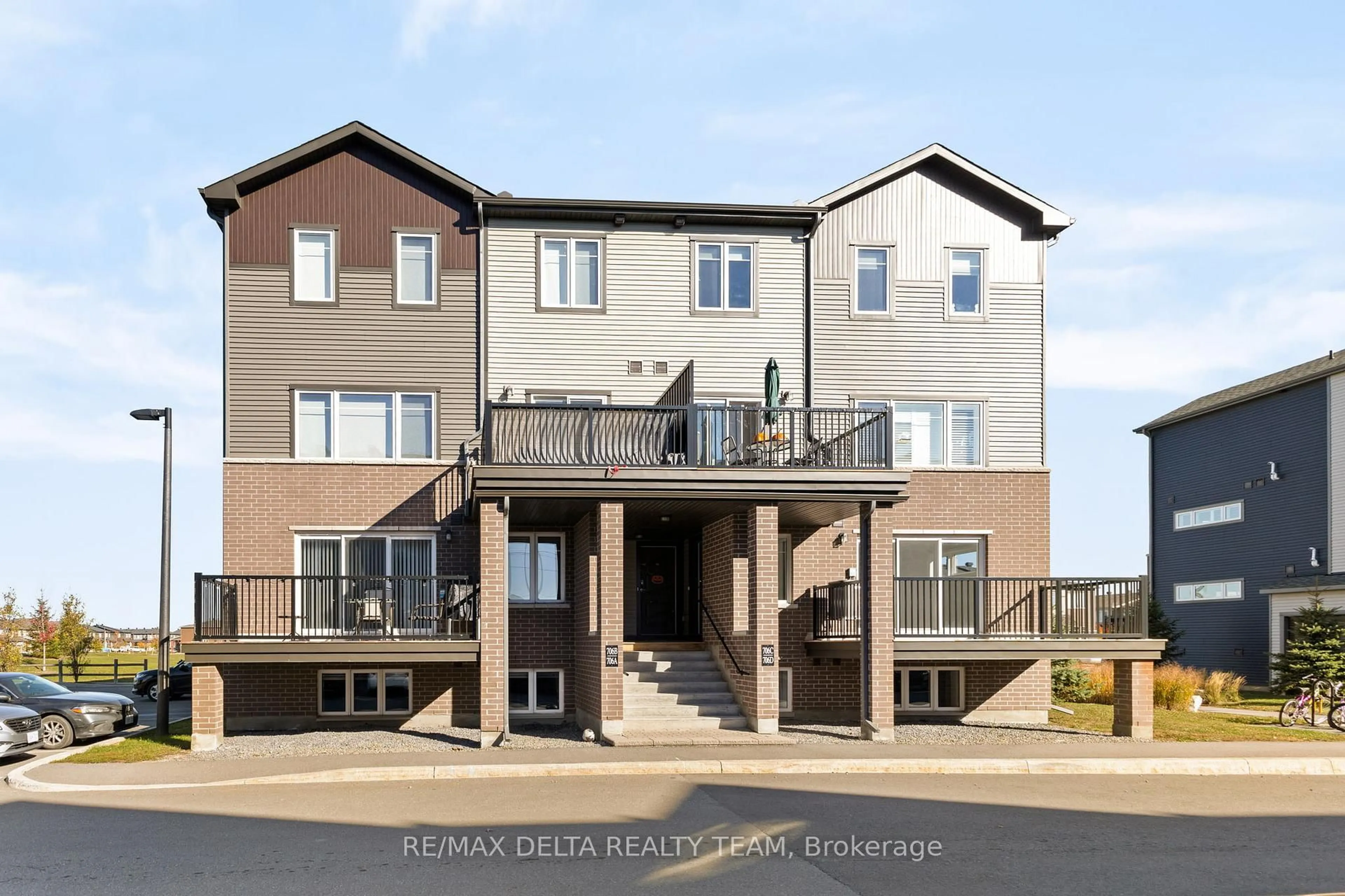 Unknown for 706 AMBERWING Private #A, Ottawa Ontario K4A 5H5