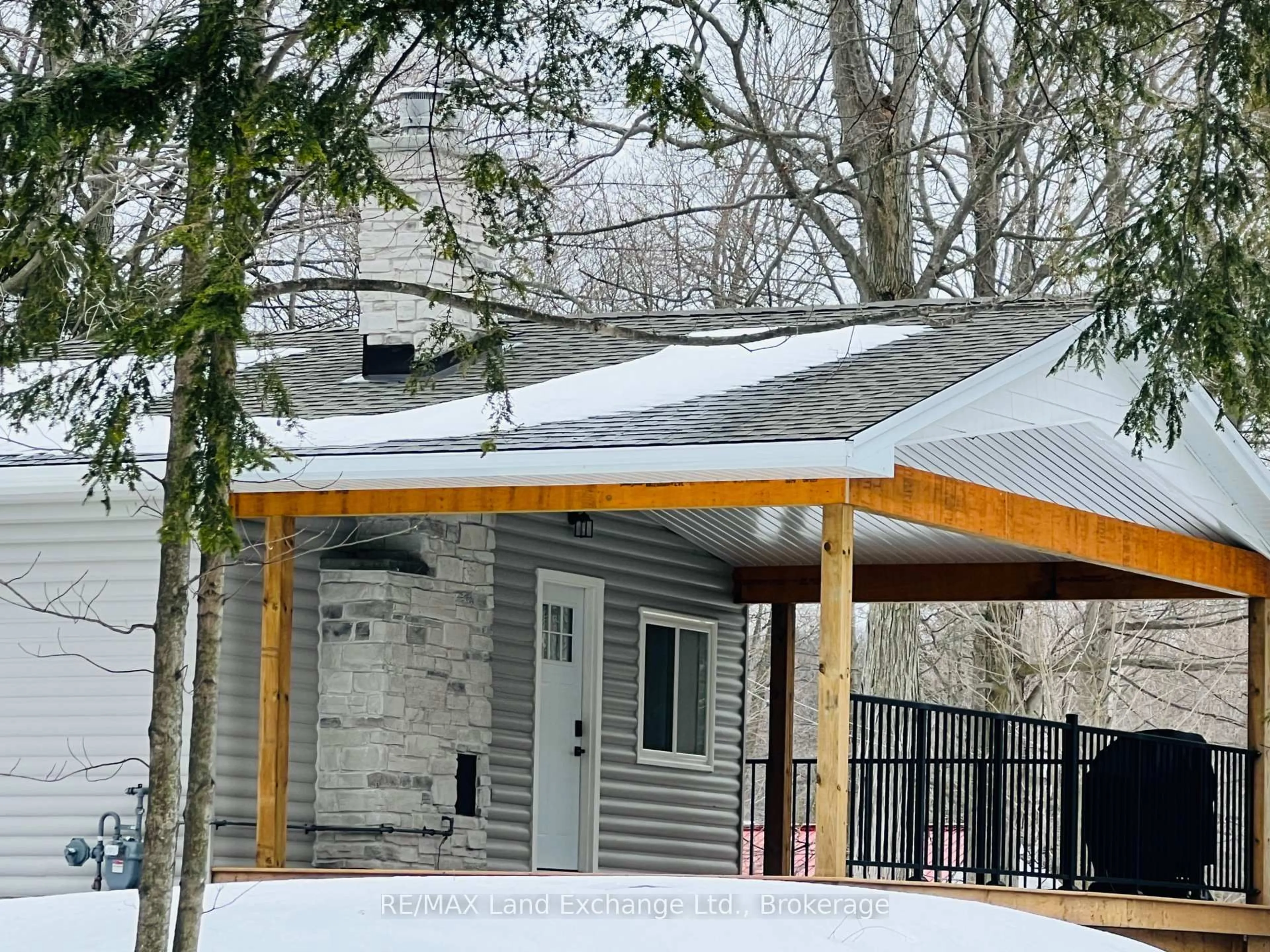 Unknown for 819 Wilson Ave, Huron-Kinloss Ontario N2Z 2X3