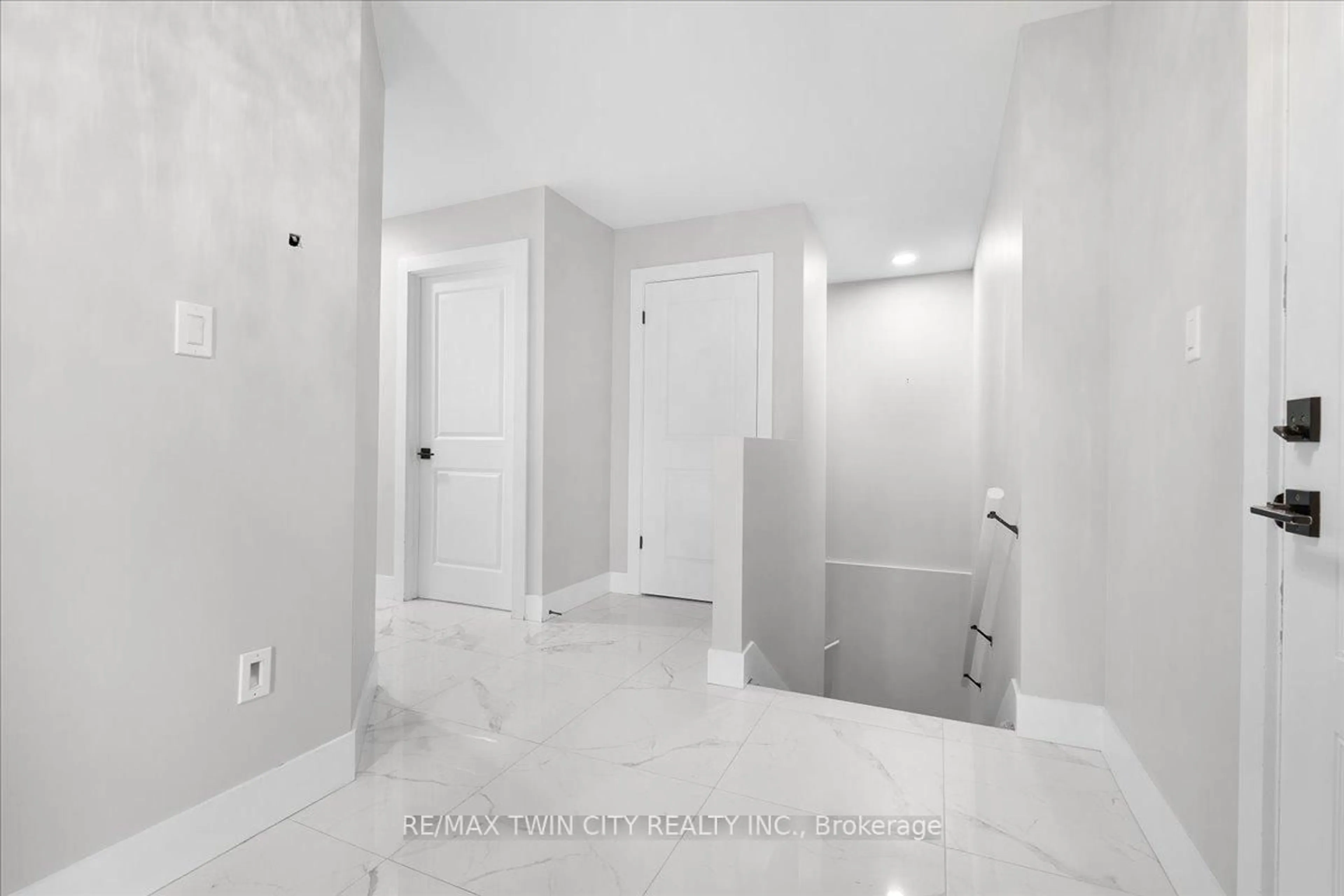 Unknown for 77 Bordeaux Pl, Chatham-Kent Ontario N7M 0S4