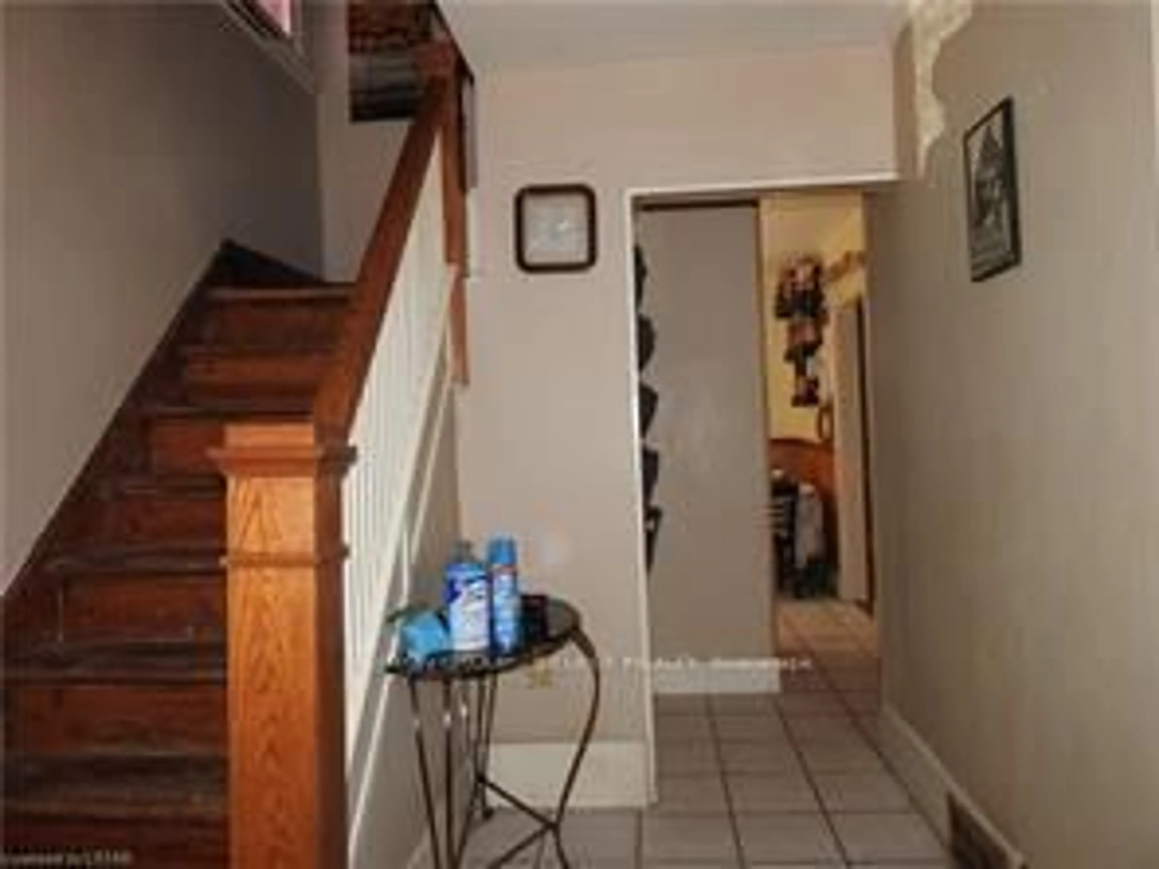 Unknown for 764 King St, London East Ontario N5W 2X4