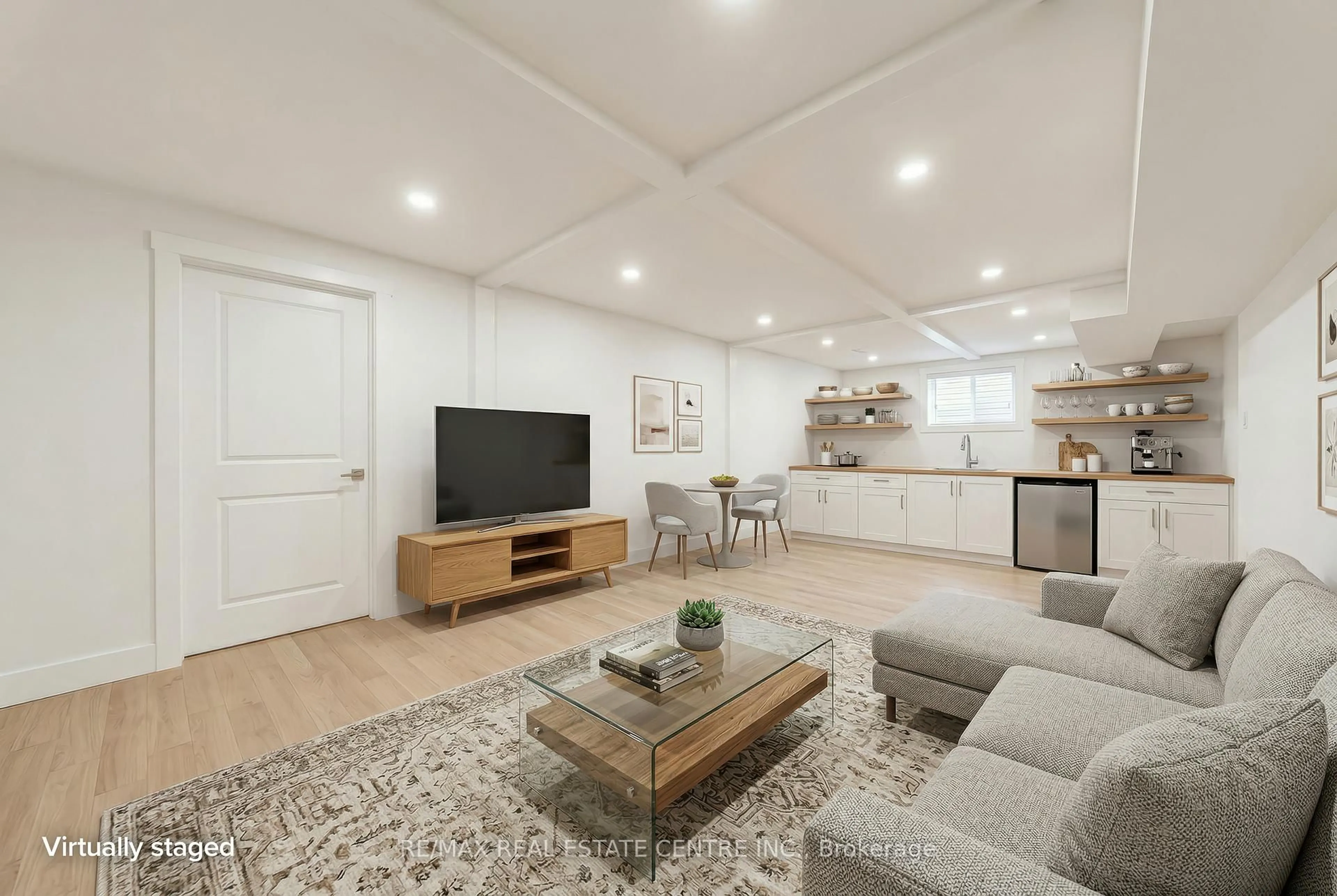 Living room with furniture, unknown for 53 Glover Rd, Hamilton Ontario L8W 3S8