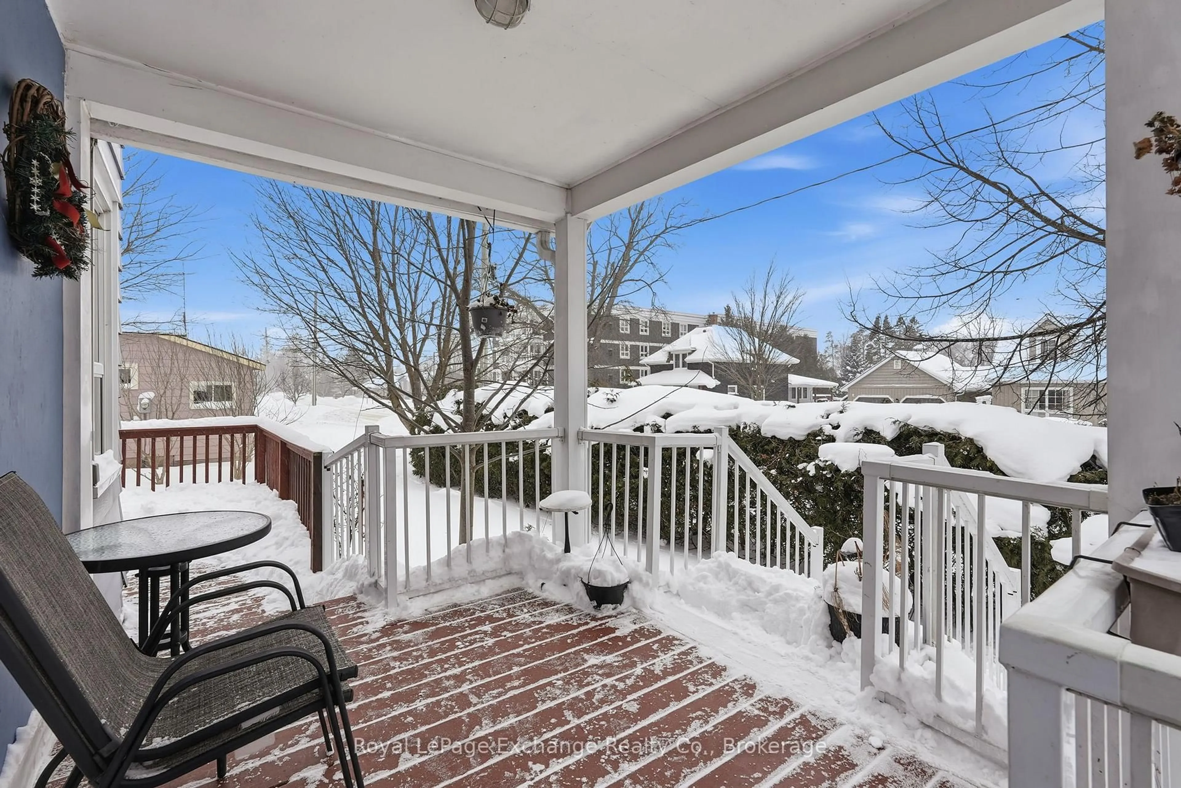 Patio, mountain view for 967 Huron Terr, Kincardine Ontario N2Z 2Y1