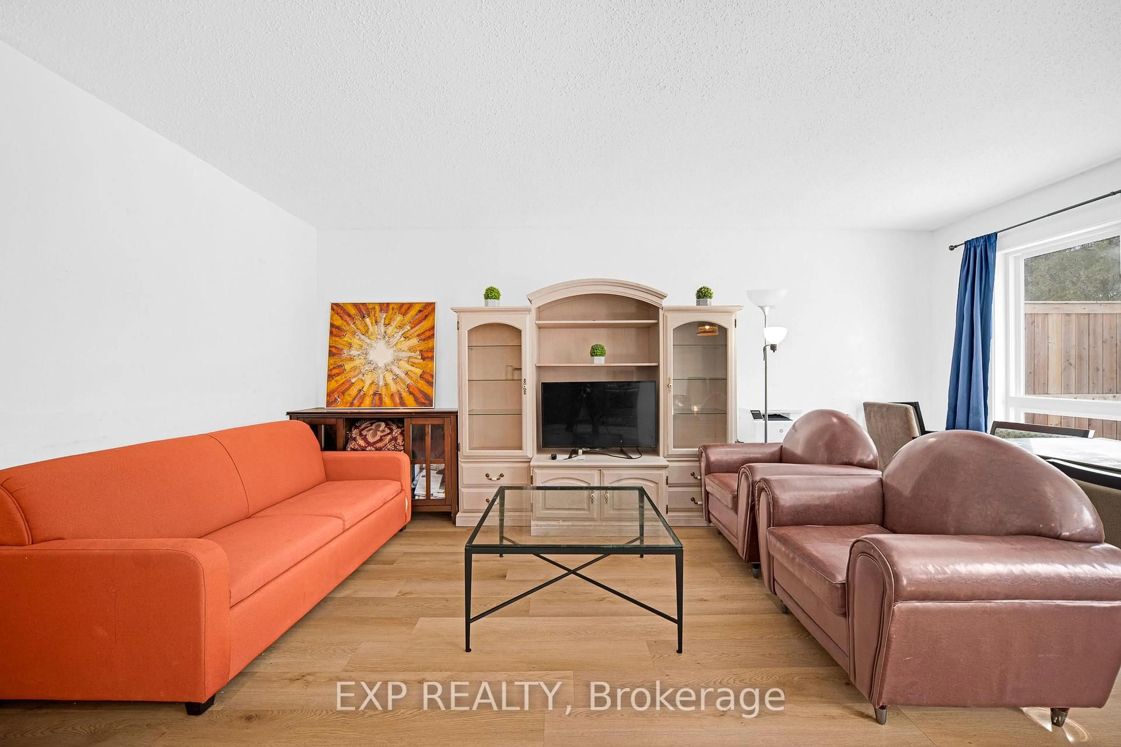 Living room with furniture, unknown for 2080 Ogilvie Rd #11K, Ottawa Ontario K1J 7N8