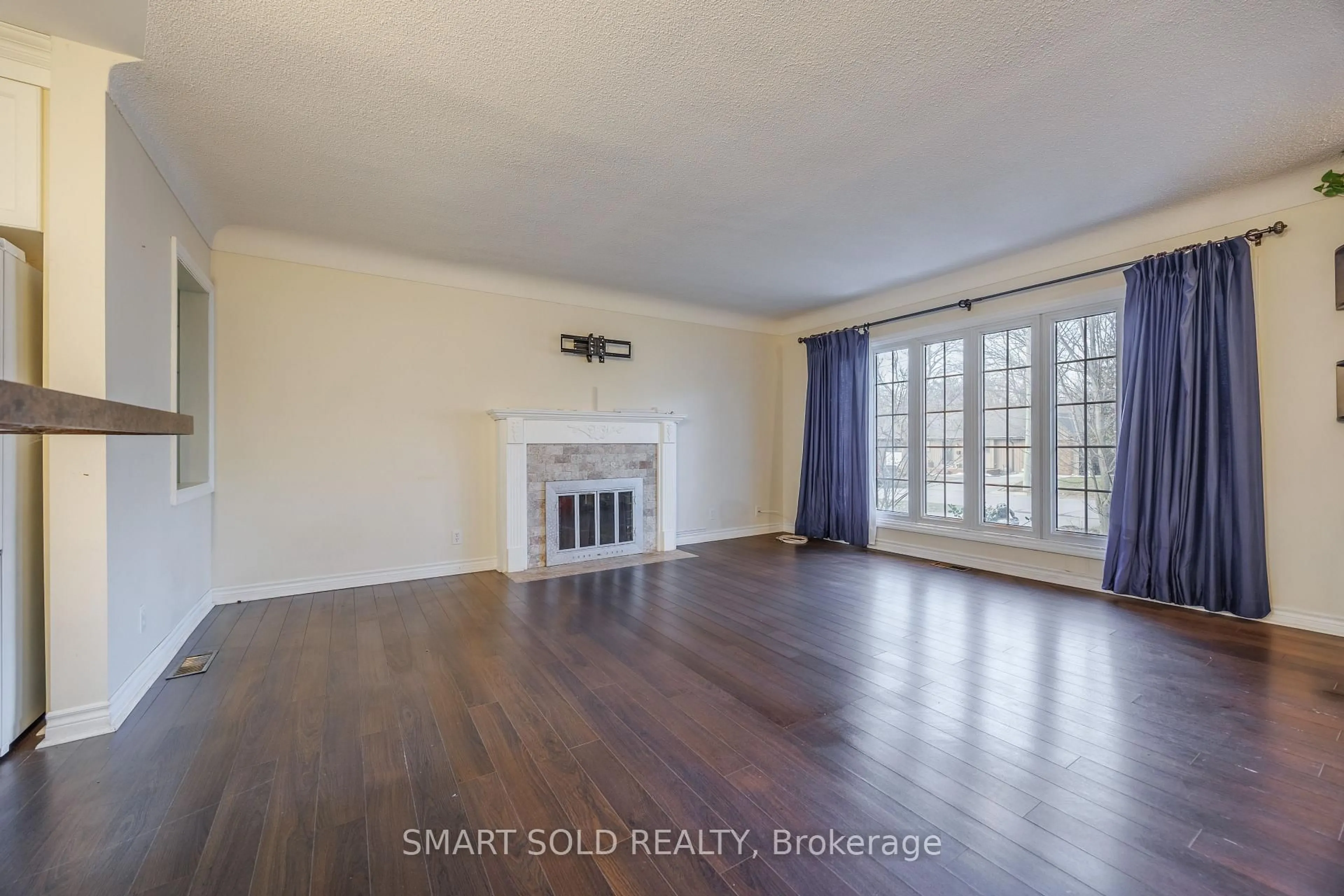 A pic of a room for 18 Marlene Dr, St. Catharines Ontario L2T 3E8