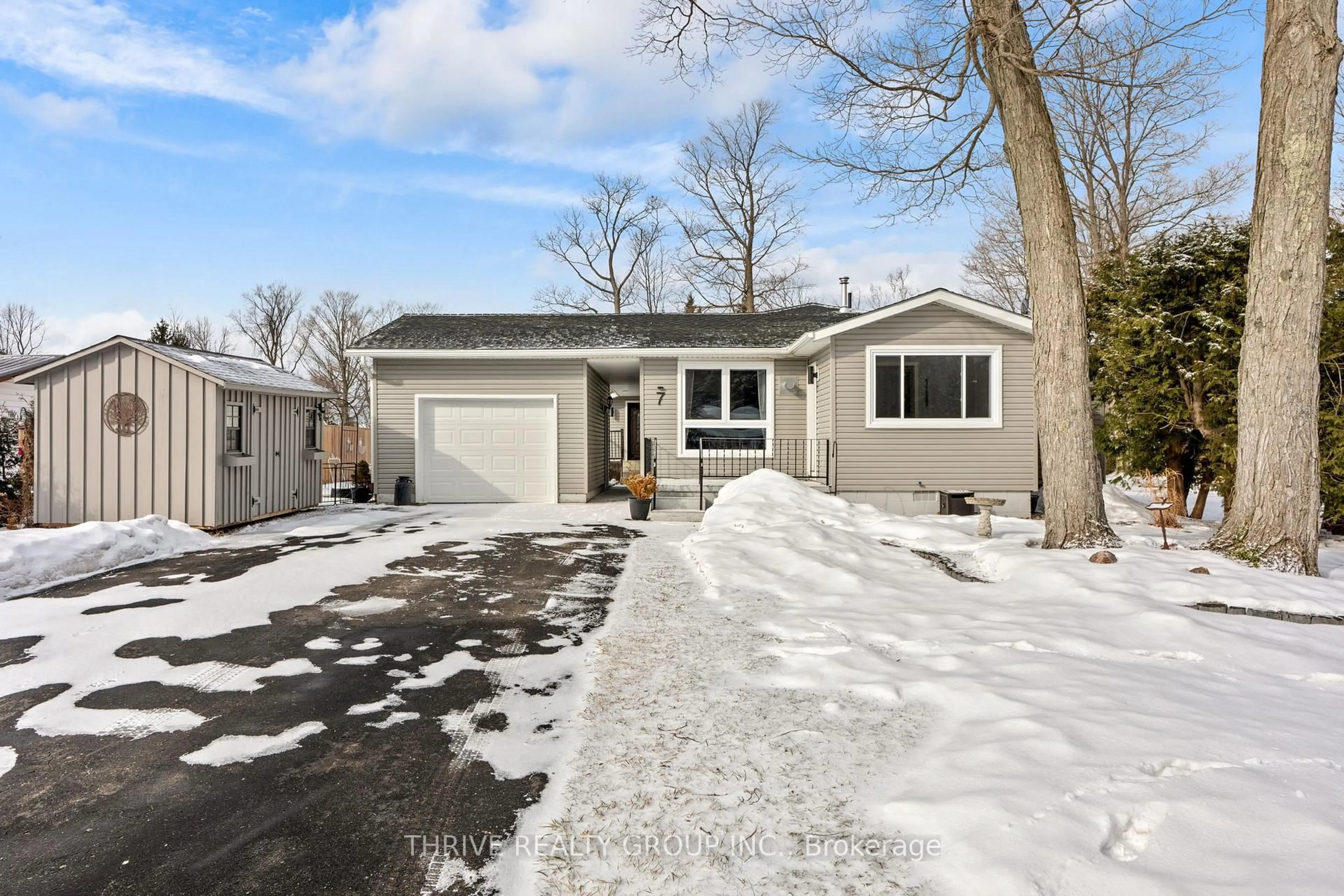 Unknown for 7 Salkeld St, Goderich Ontario N7A 3X8