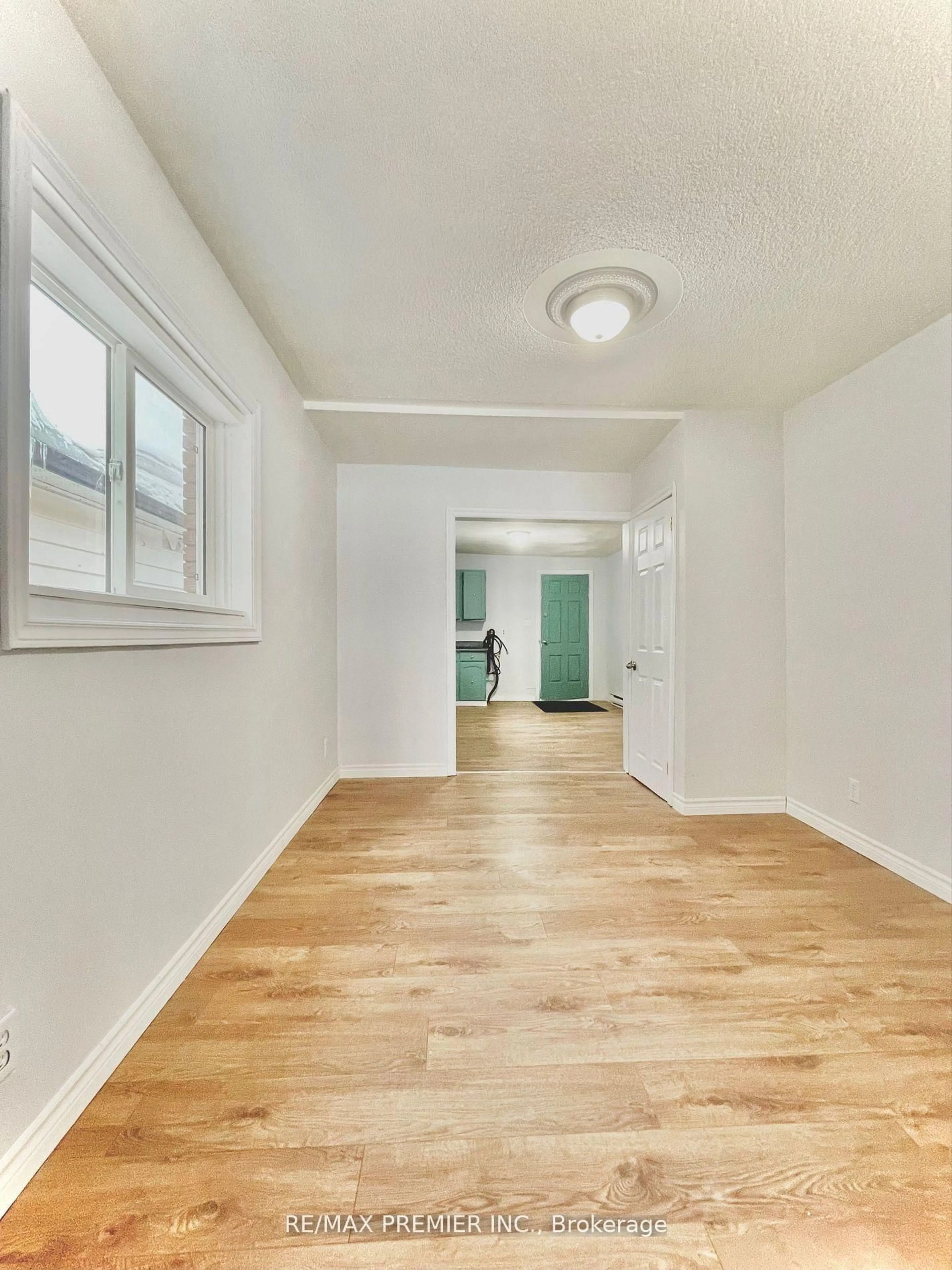 Unknown for 365 Bessie Ave, Greater Sudbury Ontario P3C 4H6