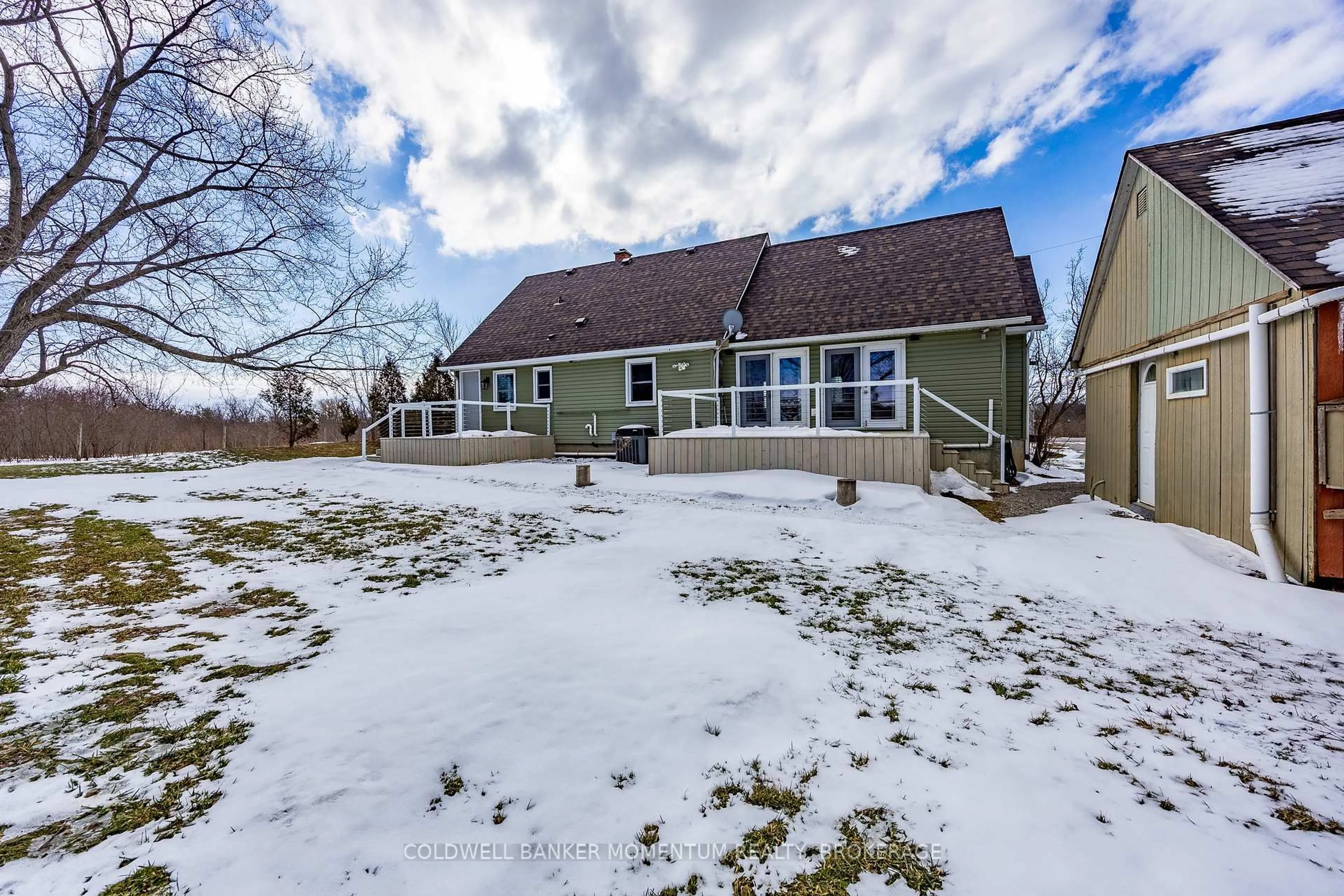 A pic from outside/outdoor area/front of a property/back of a property/a pic from drone, unknown for 4591 Haldimand Rd, Haldimand Ontario N1A 2W3