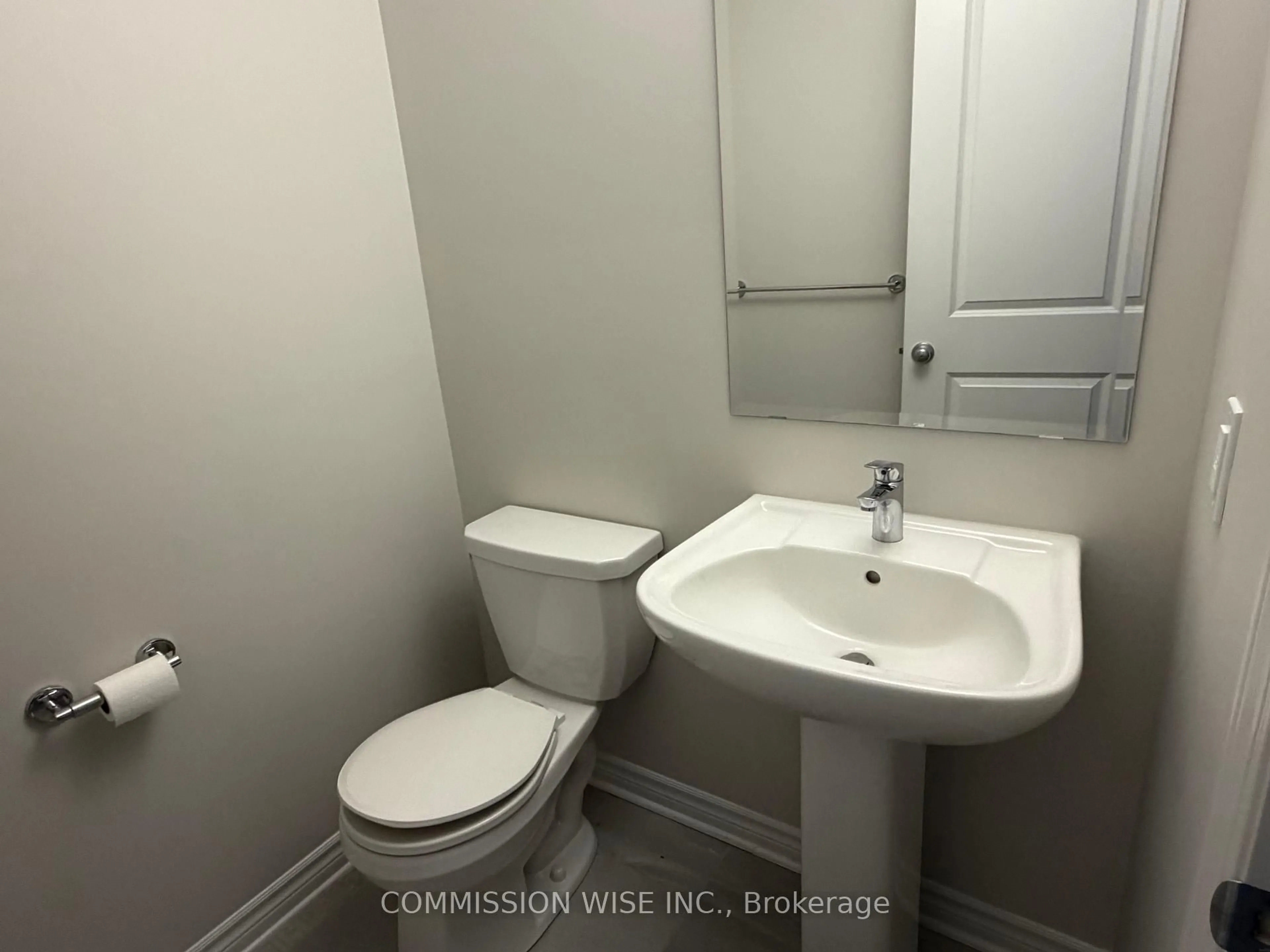 Standard bathroom, unknown for 620 Taliesin Cres, Stittsville Ontario K2S 2W4