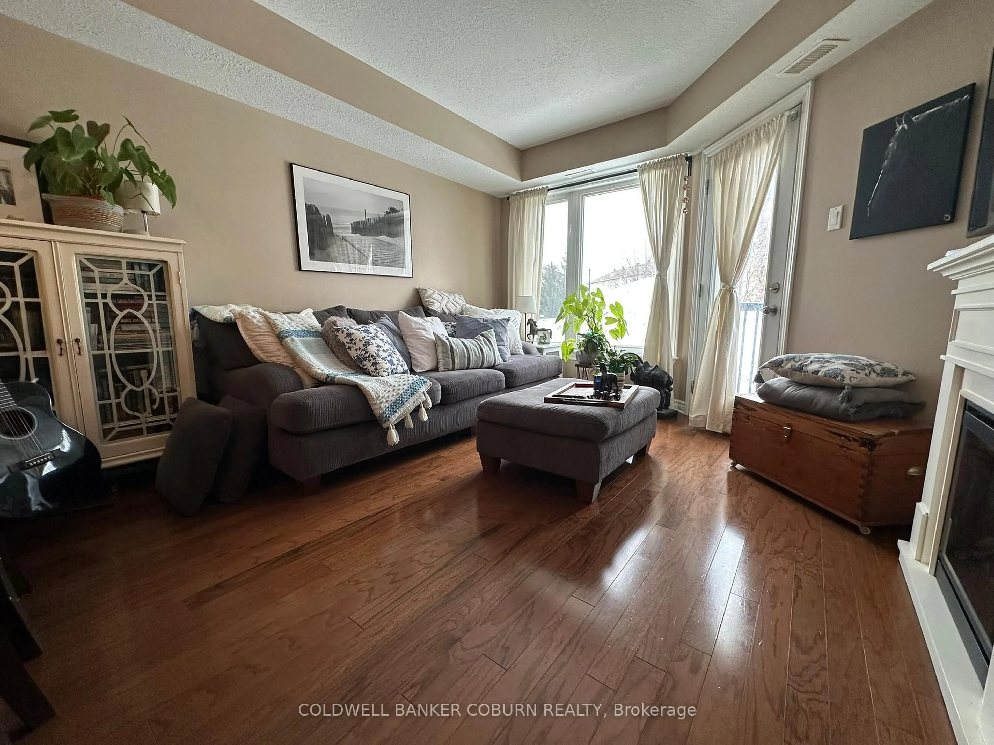 Living room with furniture, unknown for 398 Van Buren St #105, North Grenville Ontario K0G 1J0