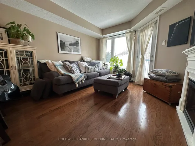 398 Van Buren St #105, North Grenville 5