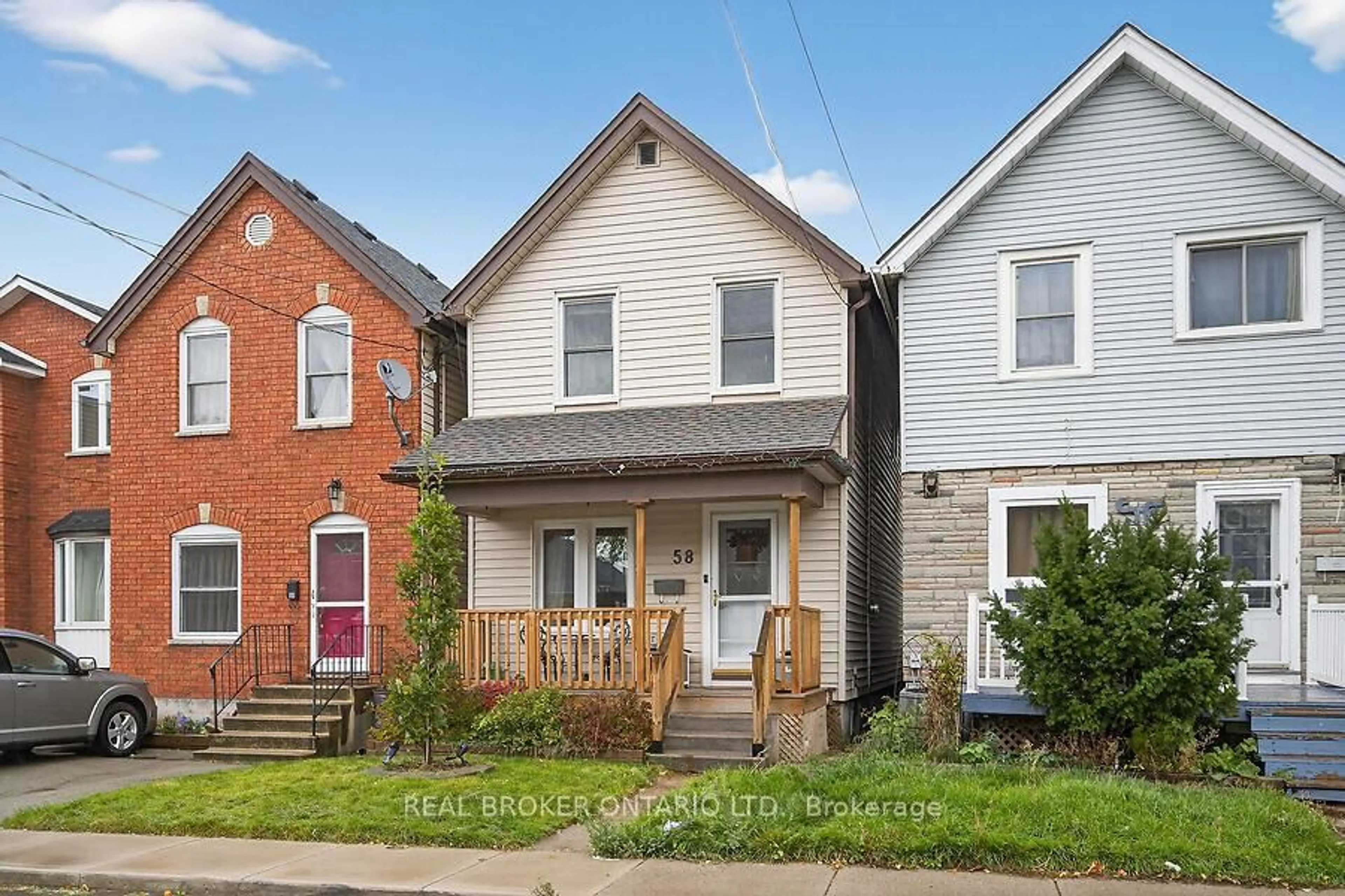 Home with brick exterior material, street for 58 East Bend Ave, Hamilton Ontario L8L 7E3