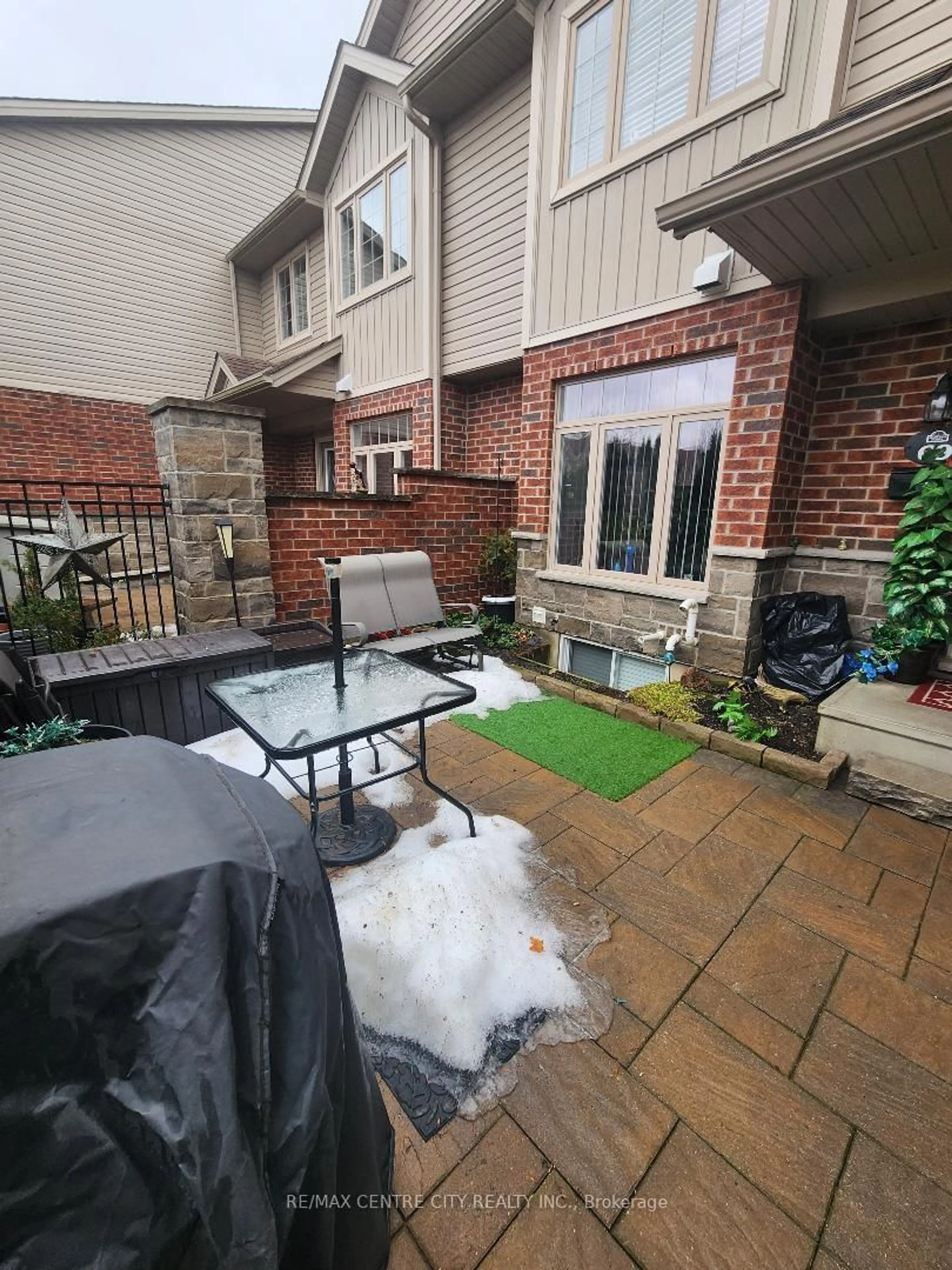 Patio, street for 1061 EAGLETRACE Dr #69, London North Ontario N6G 0T3
