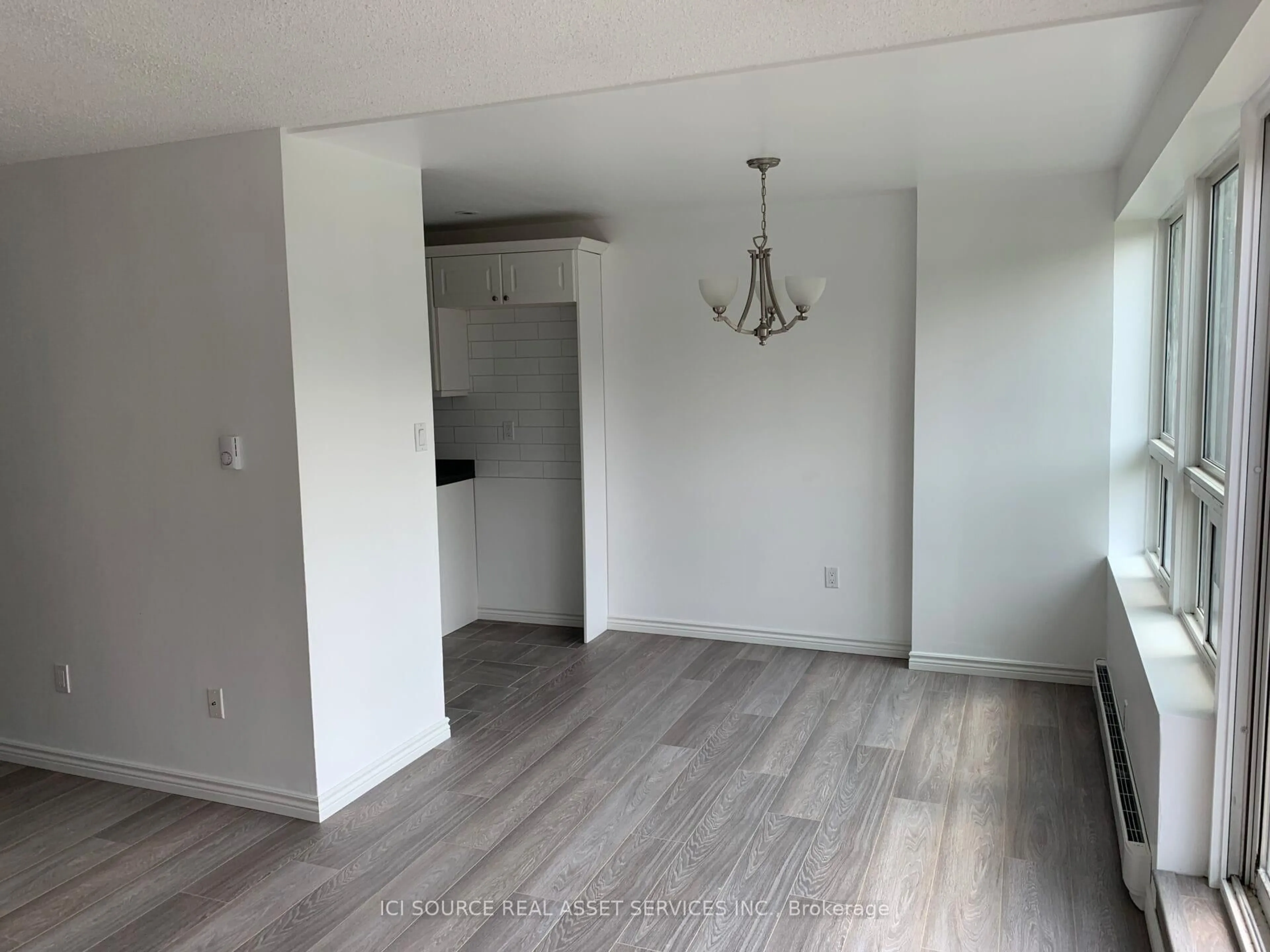 A pic of a room for 1445 Huron St #110, London East Ontario N5V 2E6