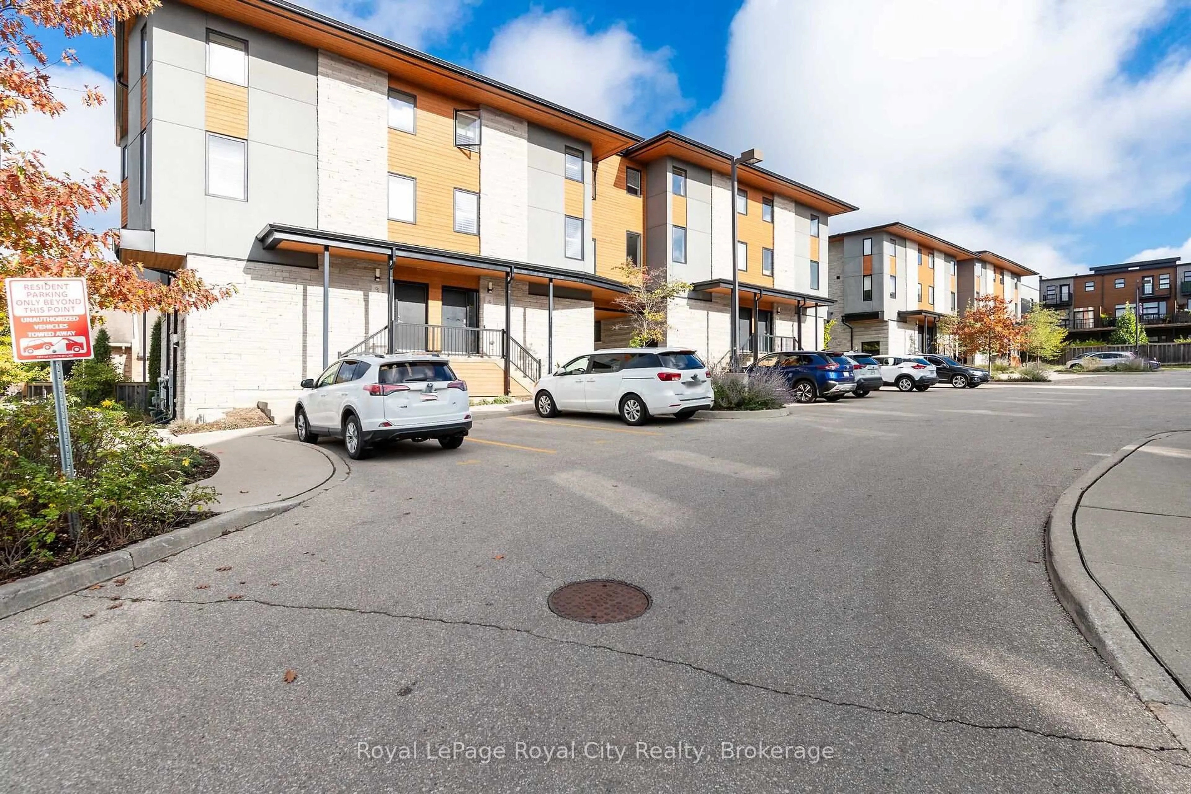 A pic from outside/outdoor area/front of a property/back of a property/a pic from drone, street for 32 Arkell Rd #2, Guelph Ontario N1L 0L4